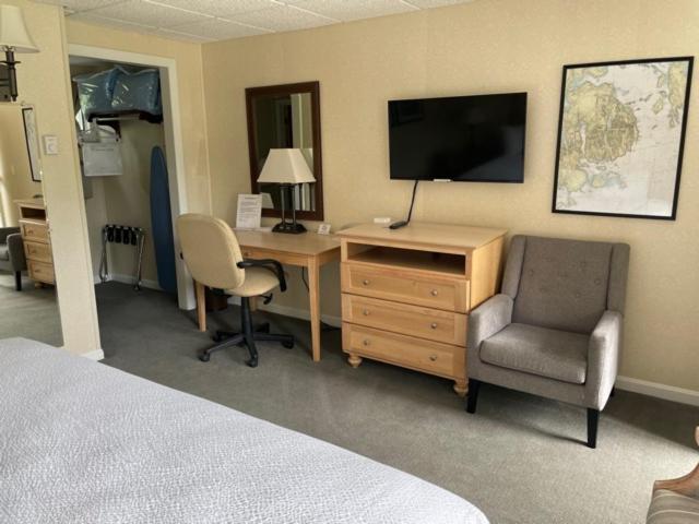 Motel Room 5