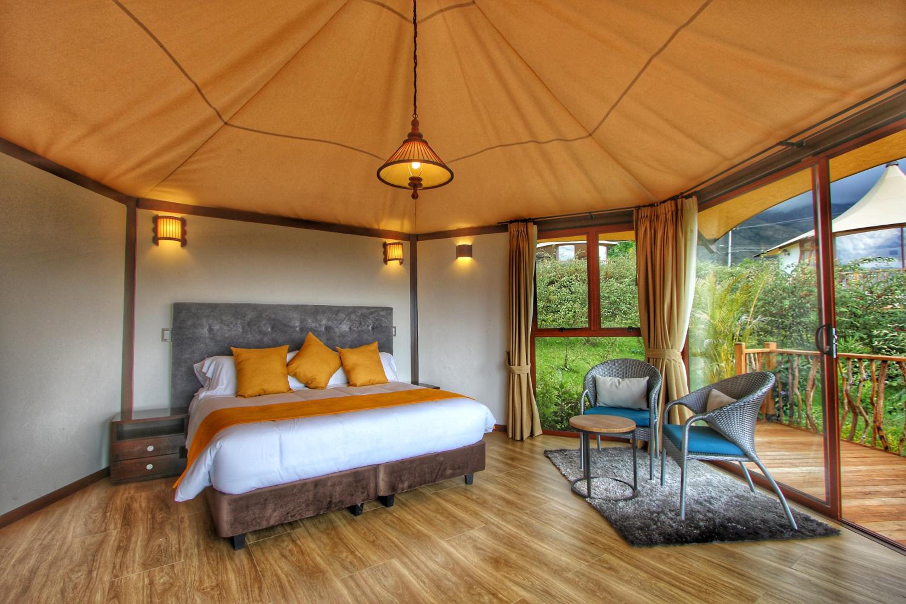 Villa photo 2