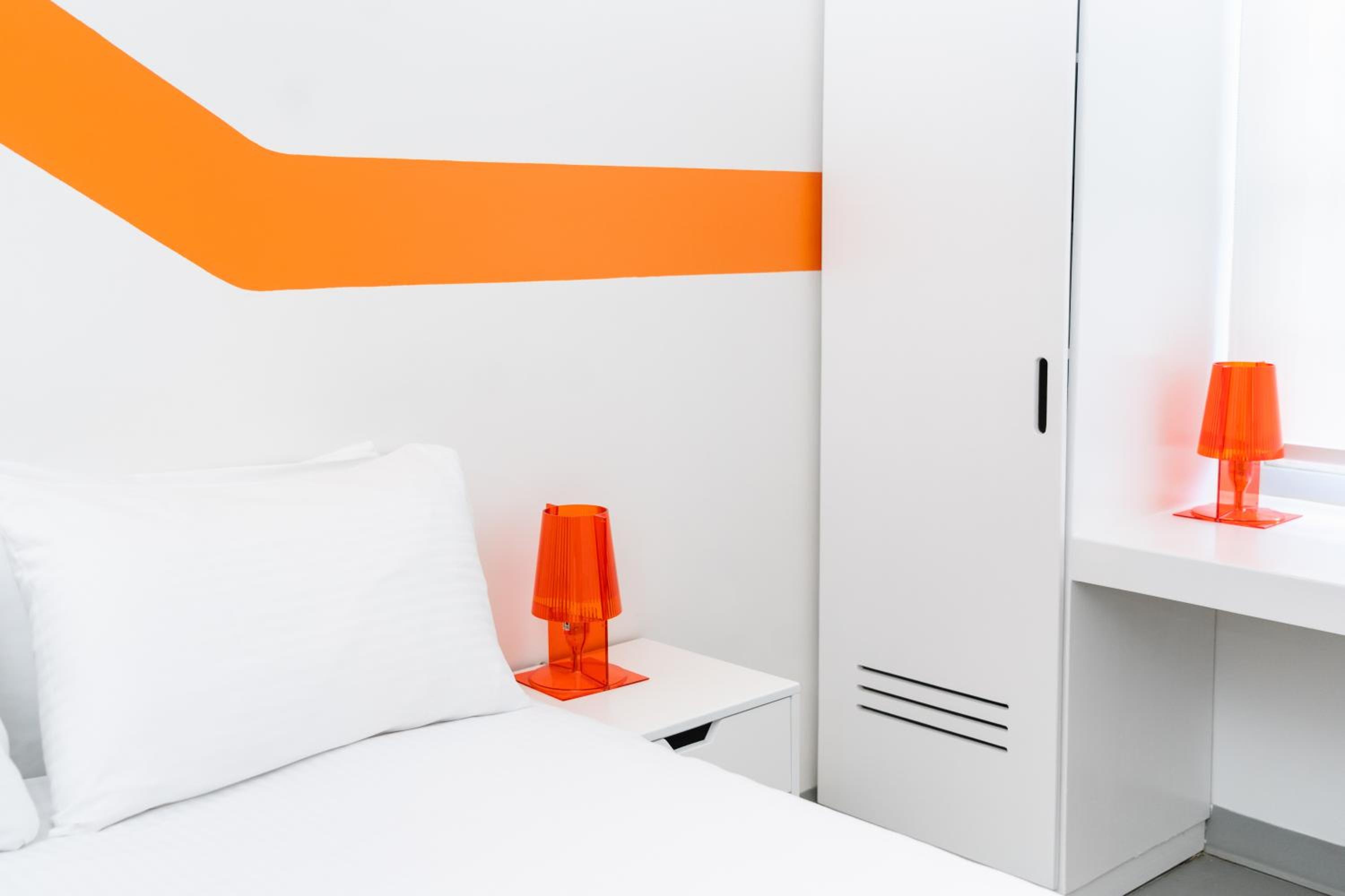 Deluxe Queen Room - Photo 3