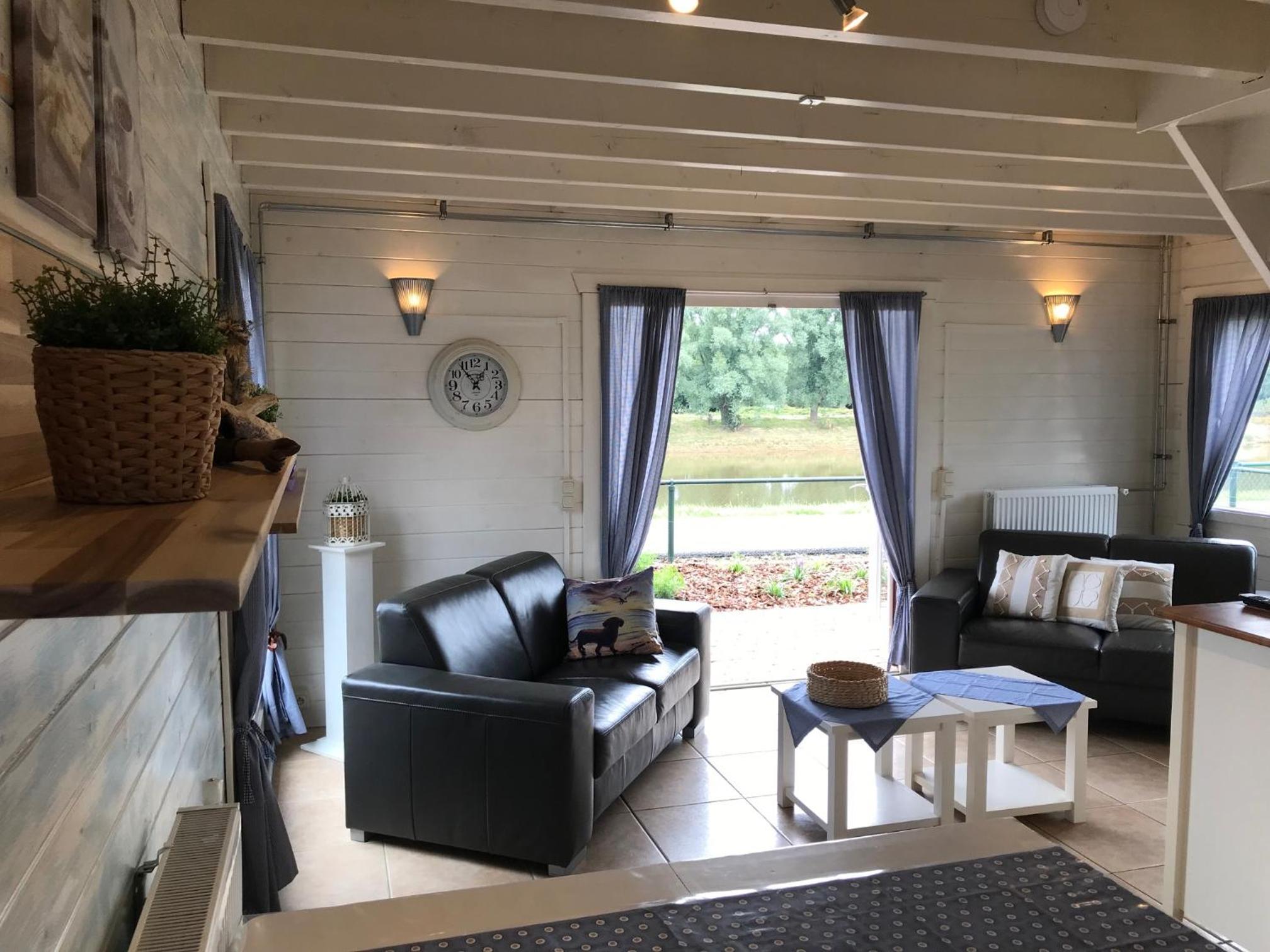Three-Bedroom Cottage photo 1