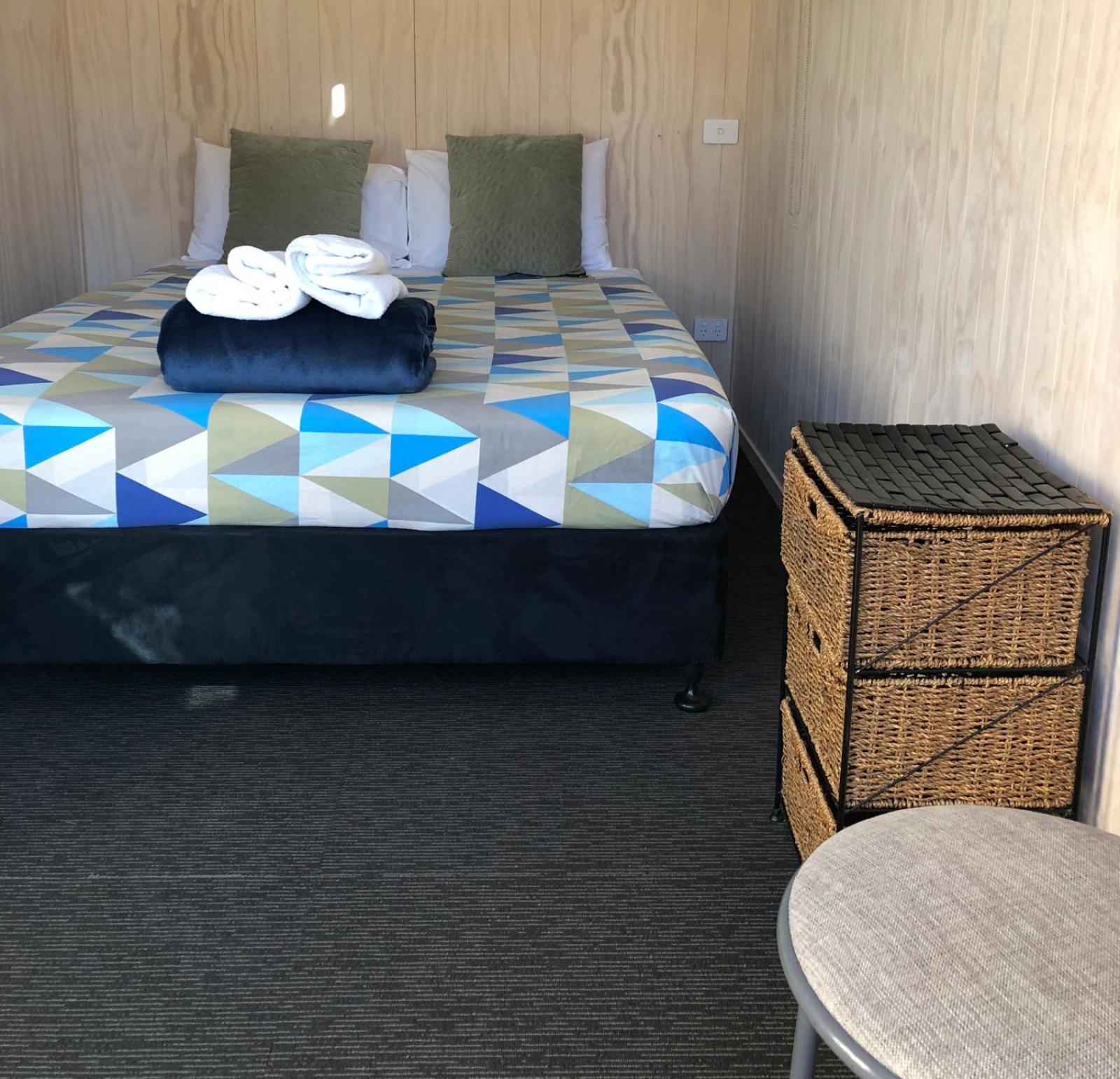Double Room with Shared Bathroom photo 3