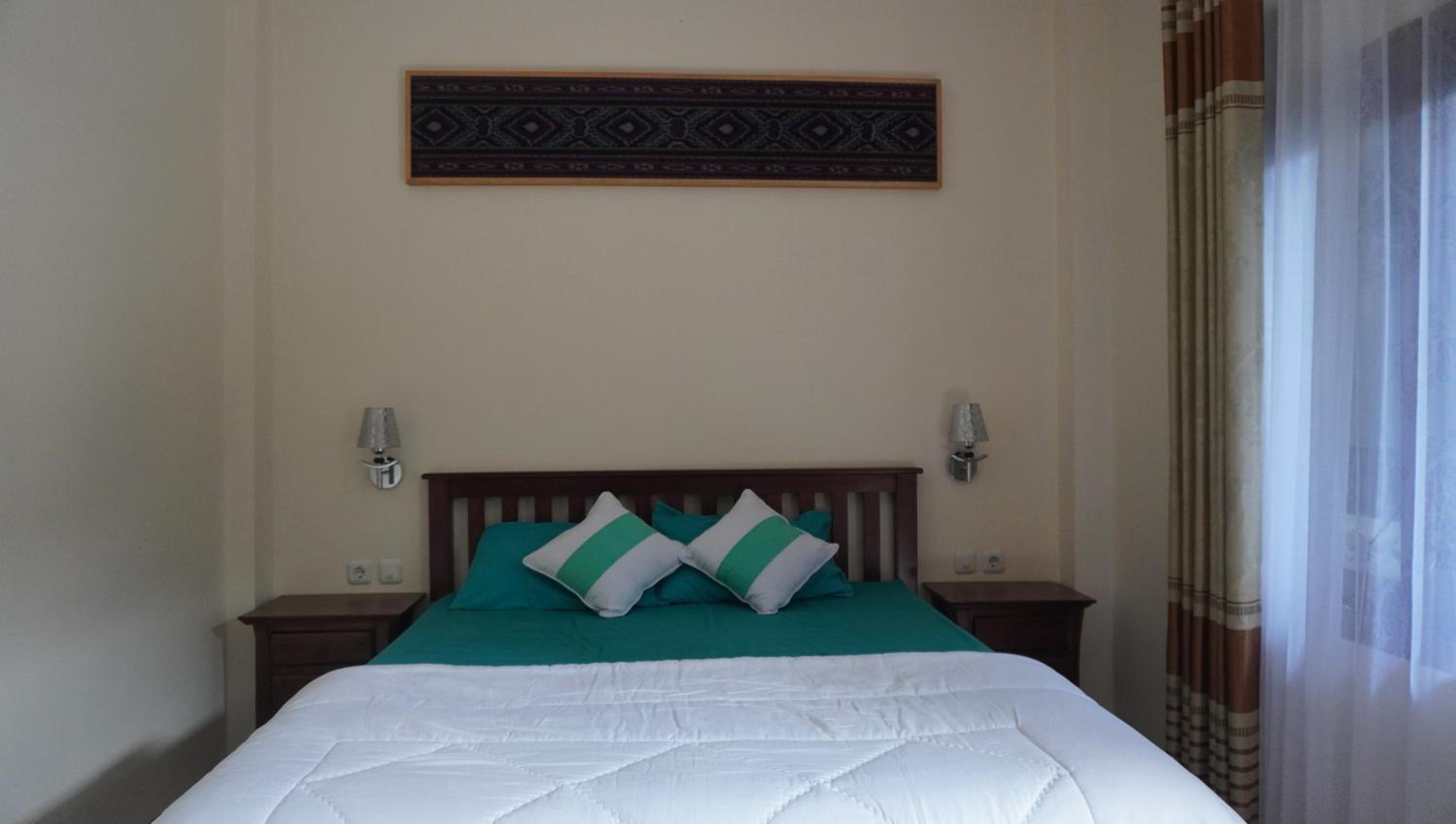 Deluxe King Room - Photo 1