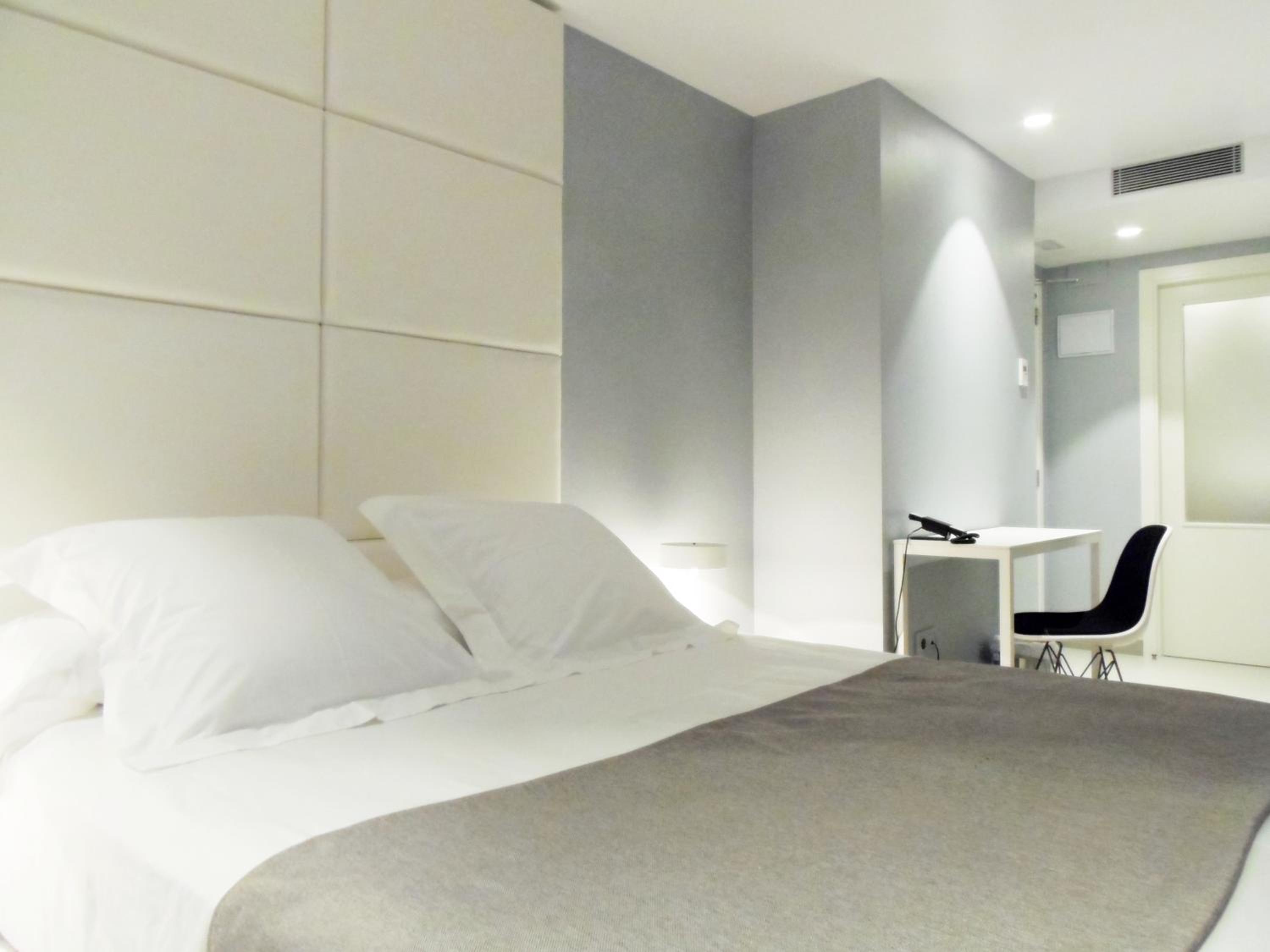 Double Room with Castle View - Photo 1