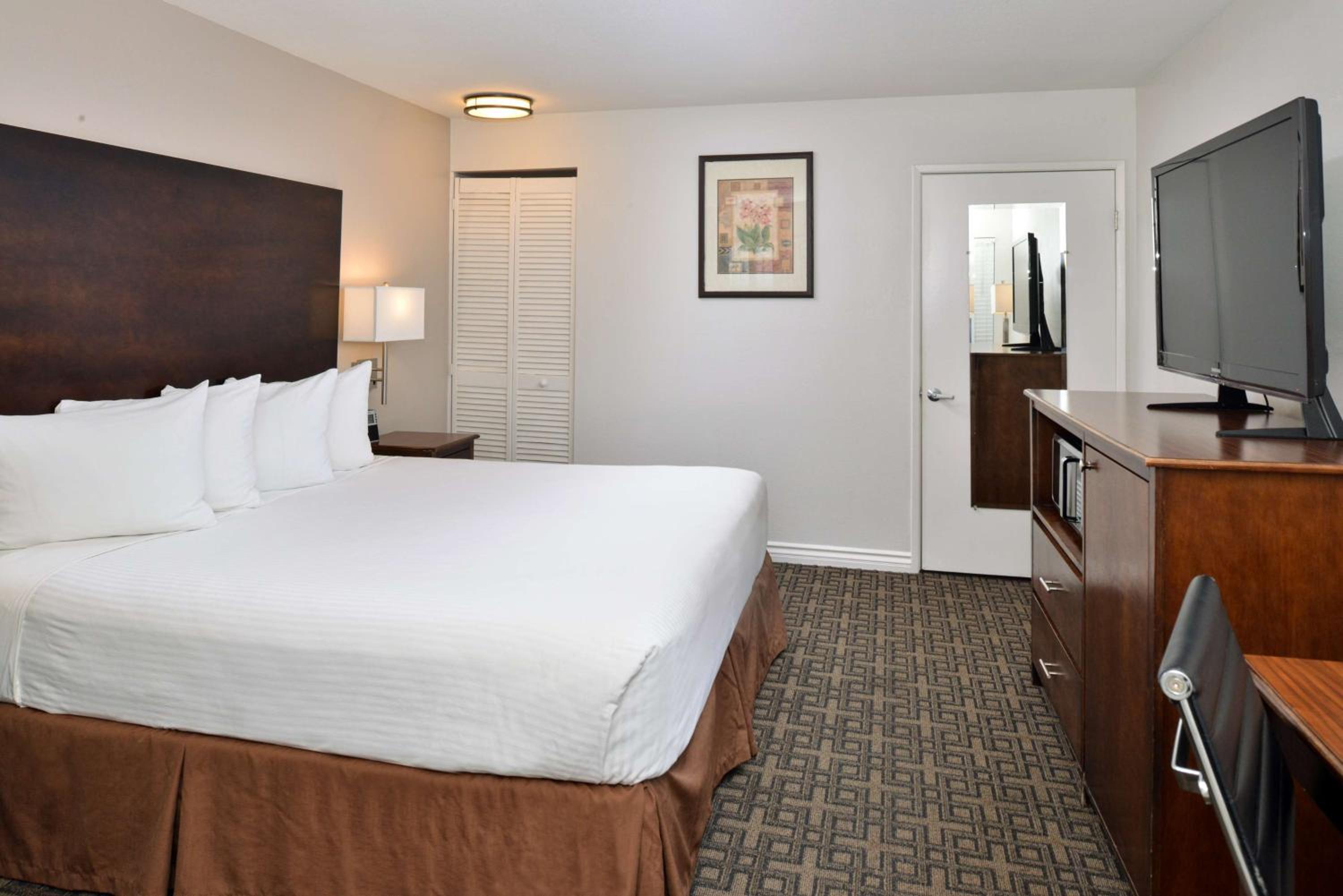 Best Western Kettleman City Inn & Suites