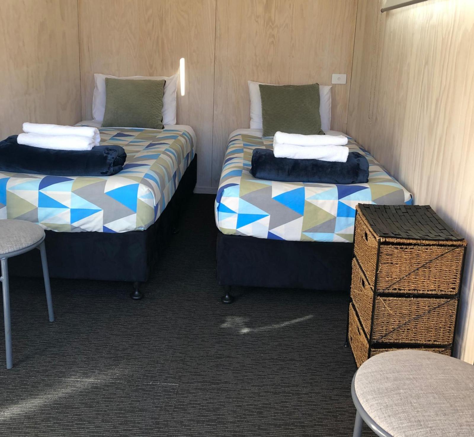 Twin Room with Shared Bathroom photo 2
