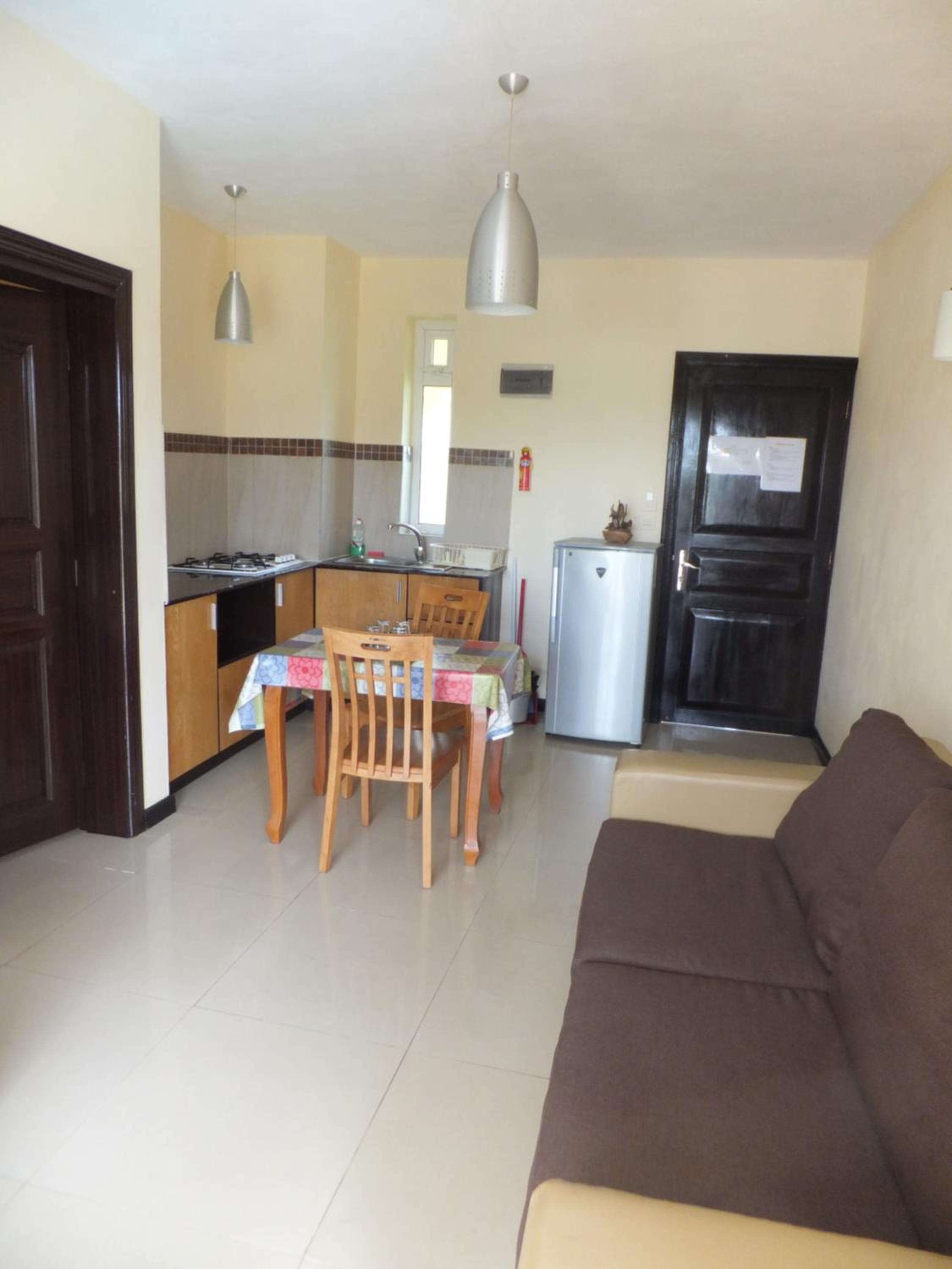 One-Bedroom Apartment - Photo 20