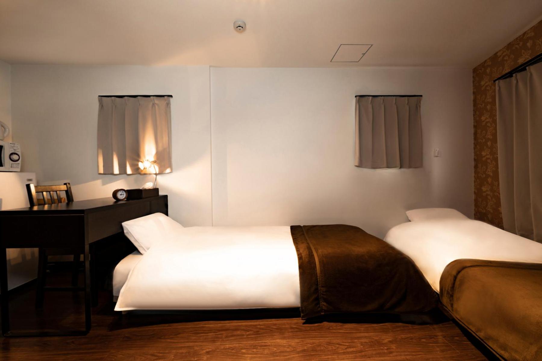 Standard Twin Room photo 2