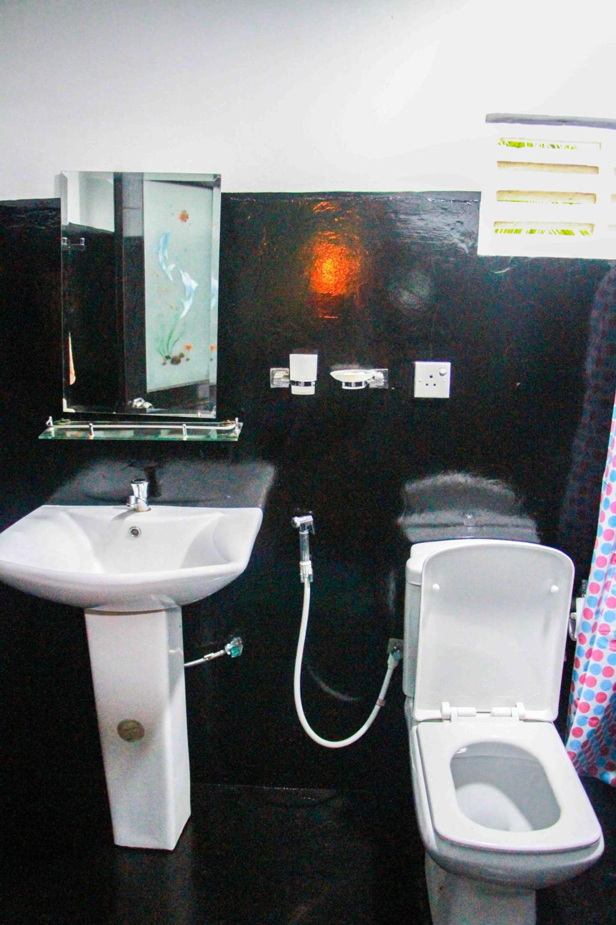 Deluxe Double Room - Photo 16