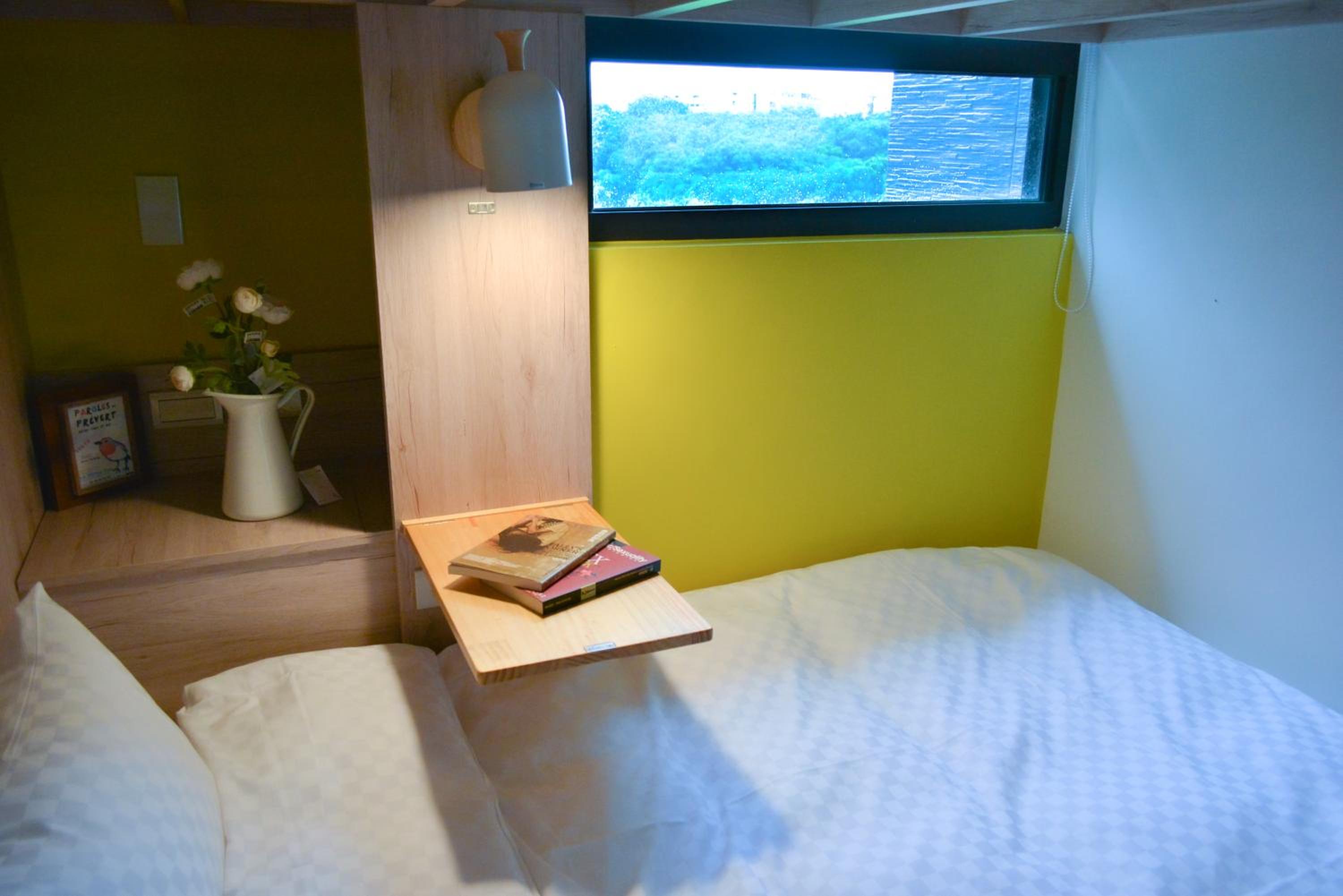 Bed in 6-Bed Mixed Dormitory Room photo 2