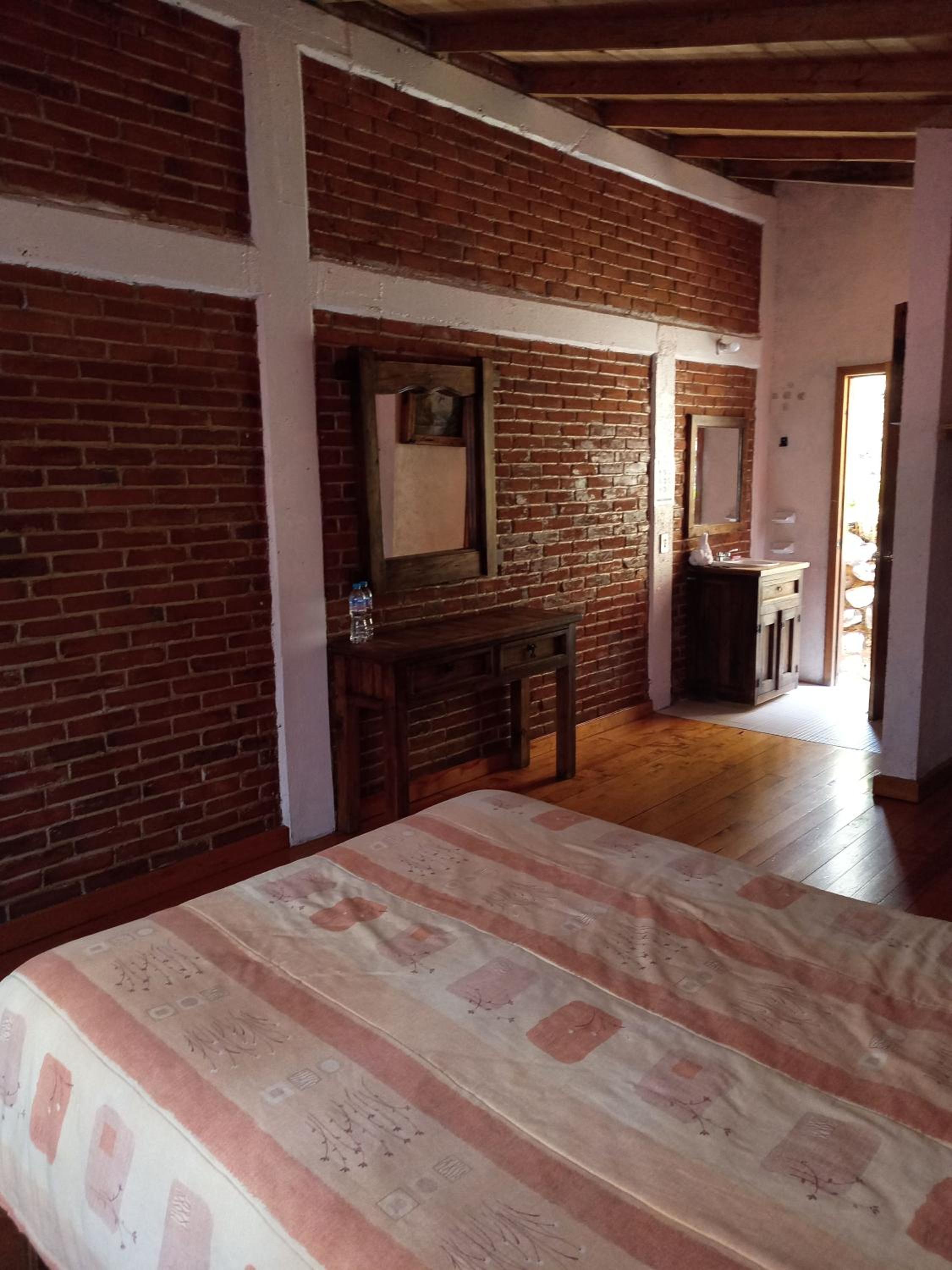 Double Room - Photo 36