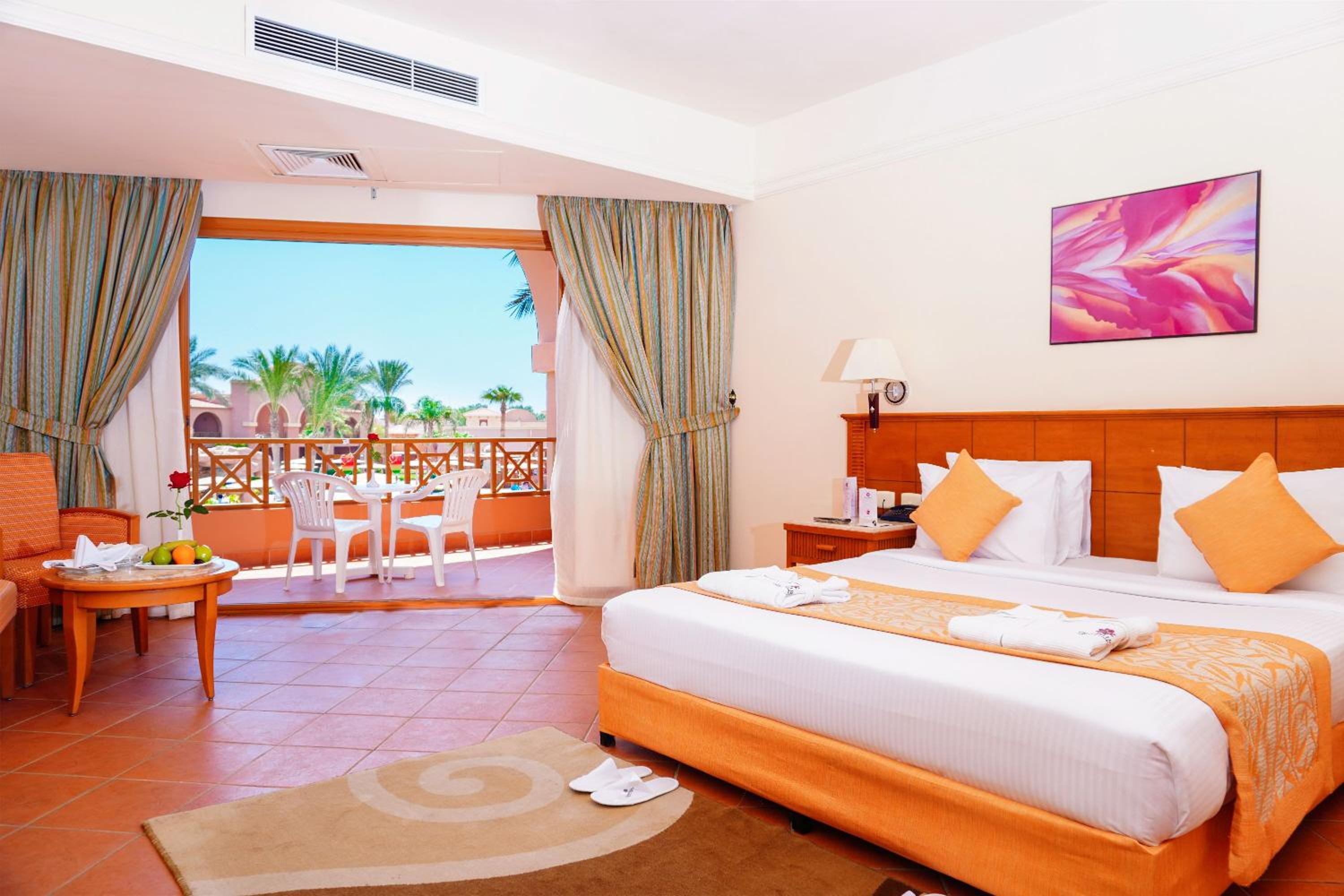Family Room with Garden View (3 Adults +1 Child) Egyptians & Residents only