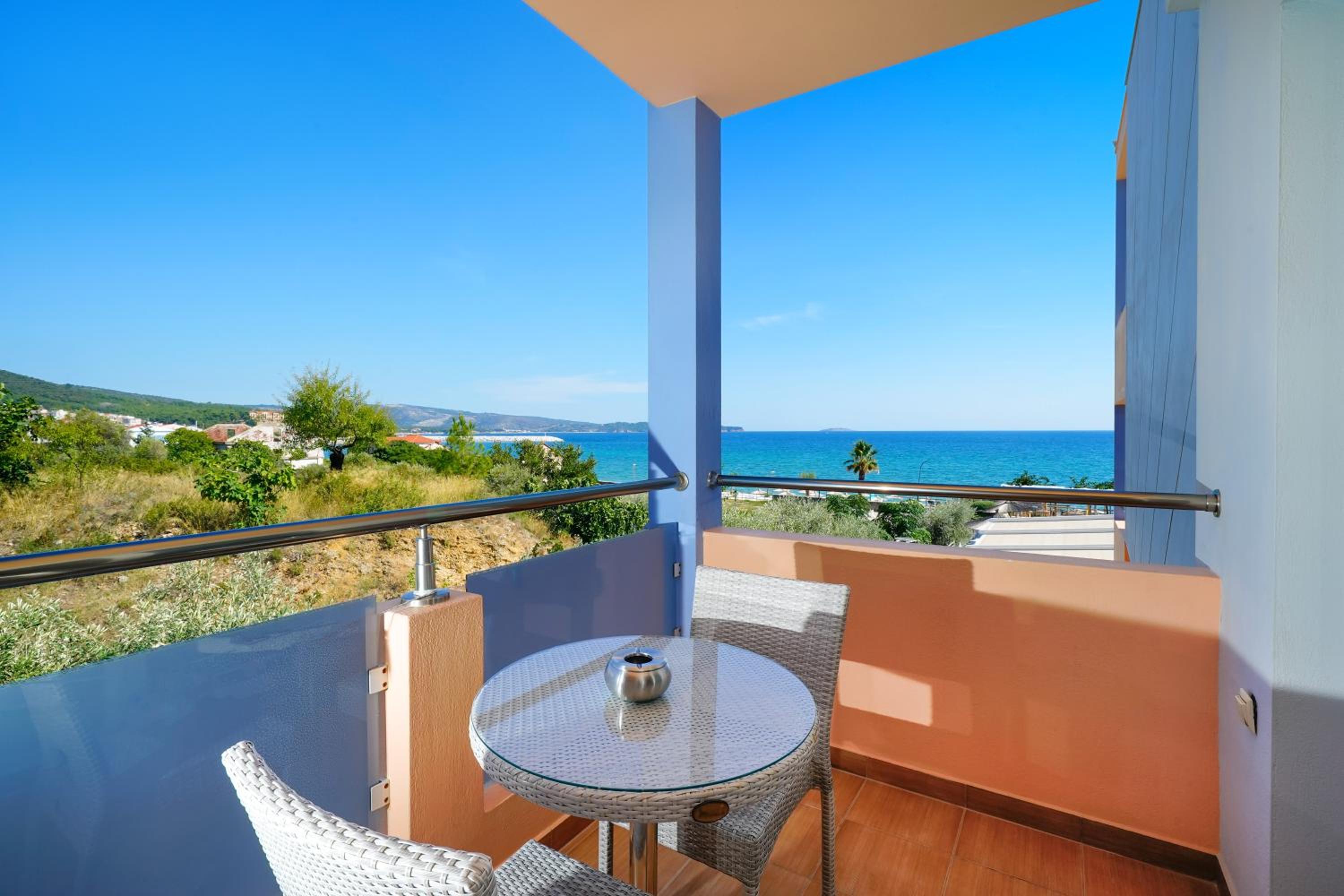 Double Room with Balcony photo 2