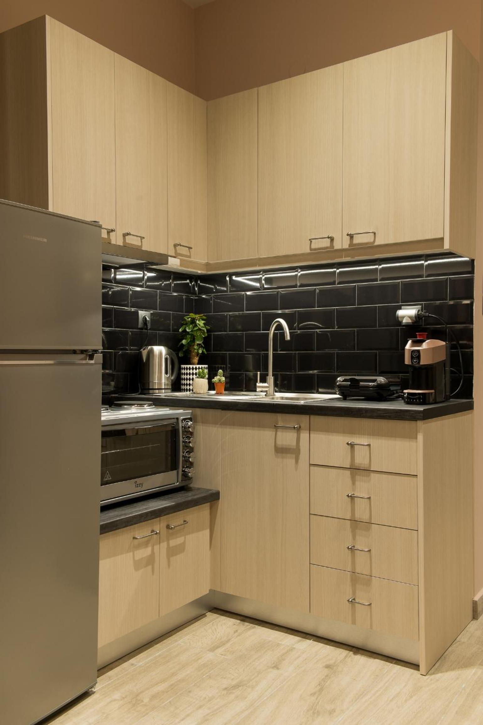 One-Bedroom Apartment - Photo 37
