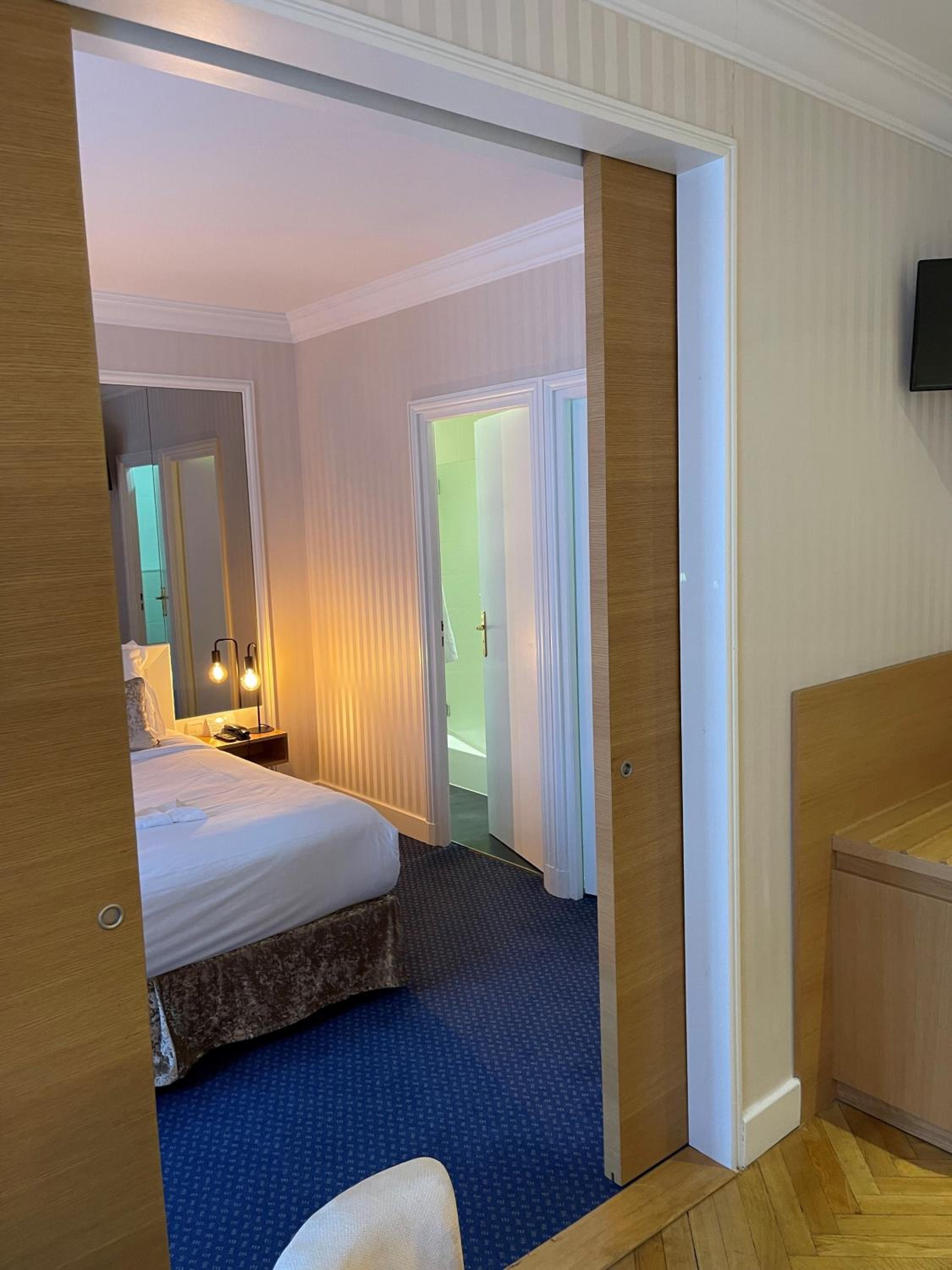 Junior Suite - Photo 1