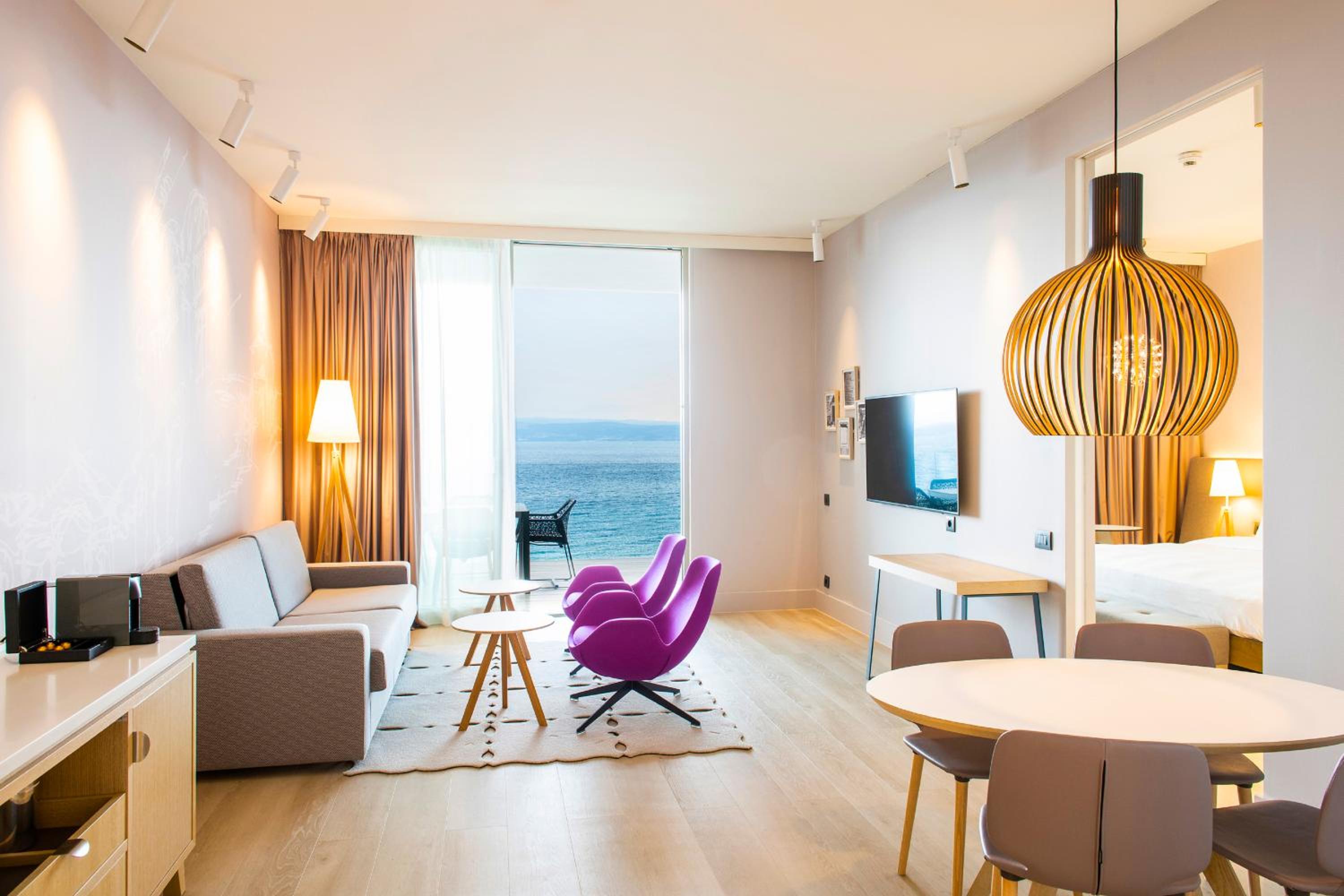 Premium Suite with Sea View and Terrace - Photo 6