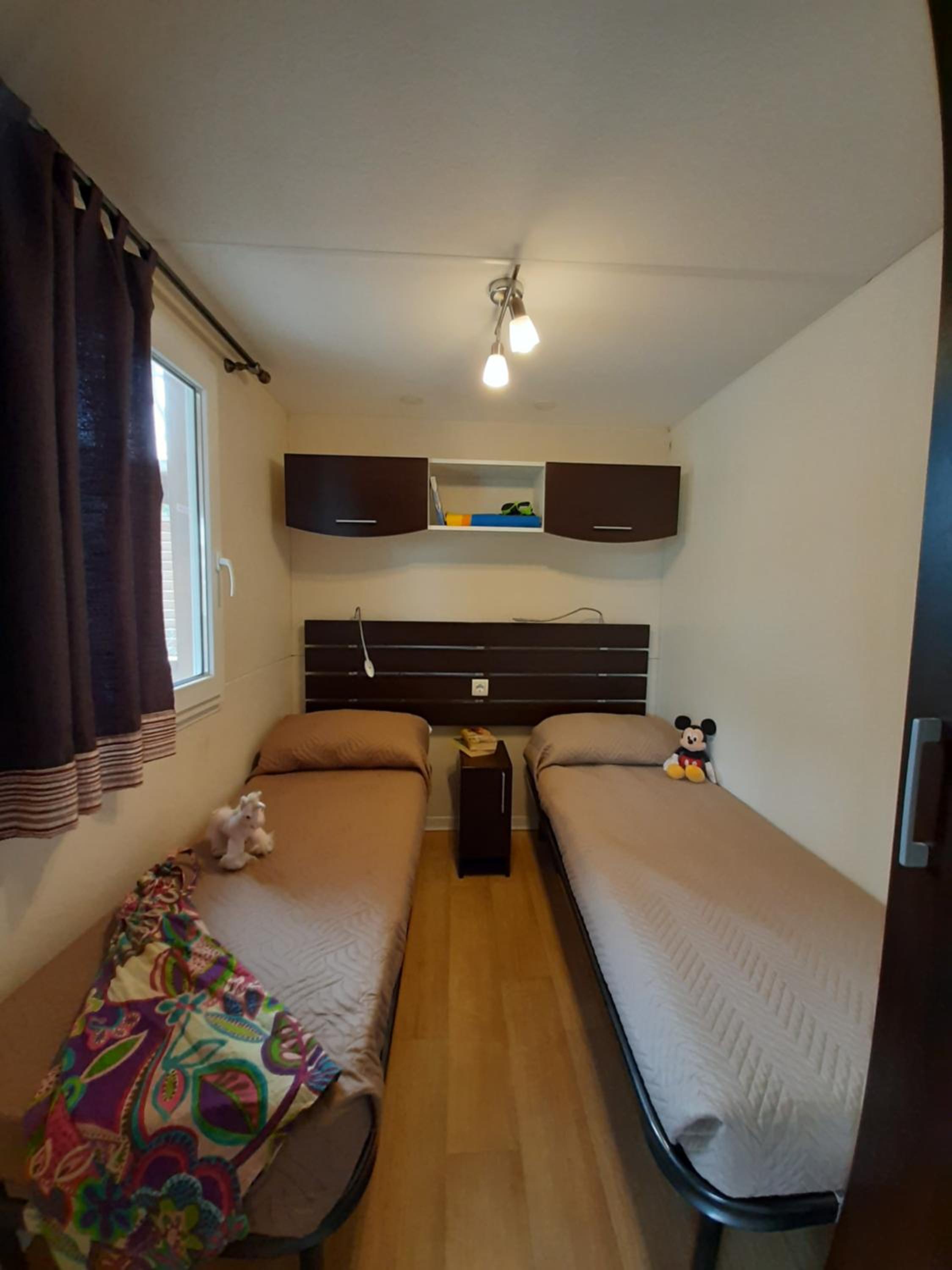 Mobile Home photo 3