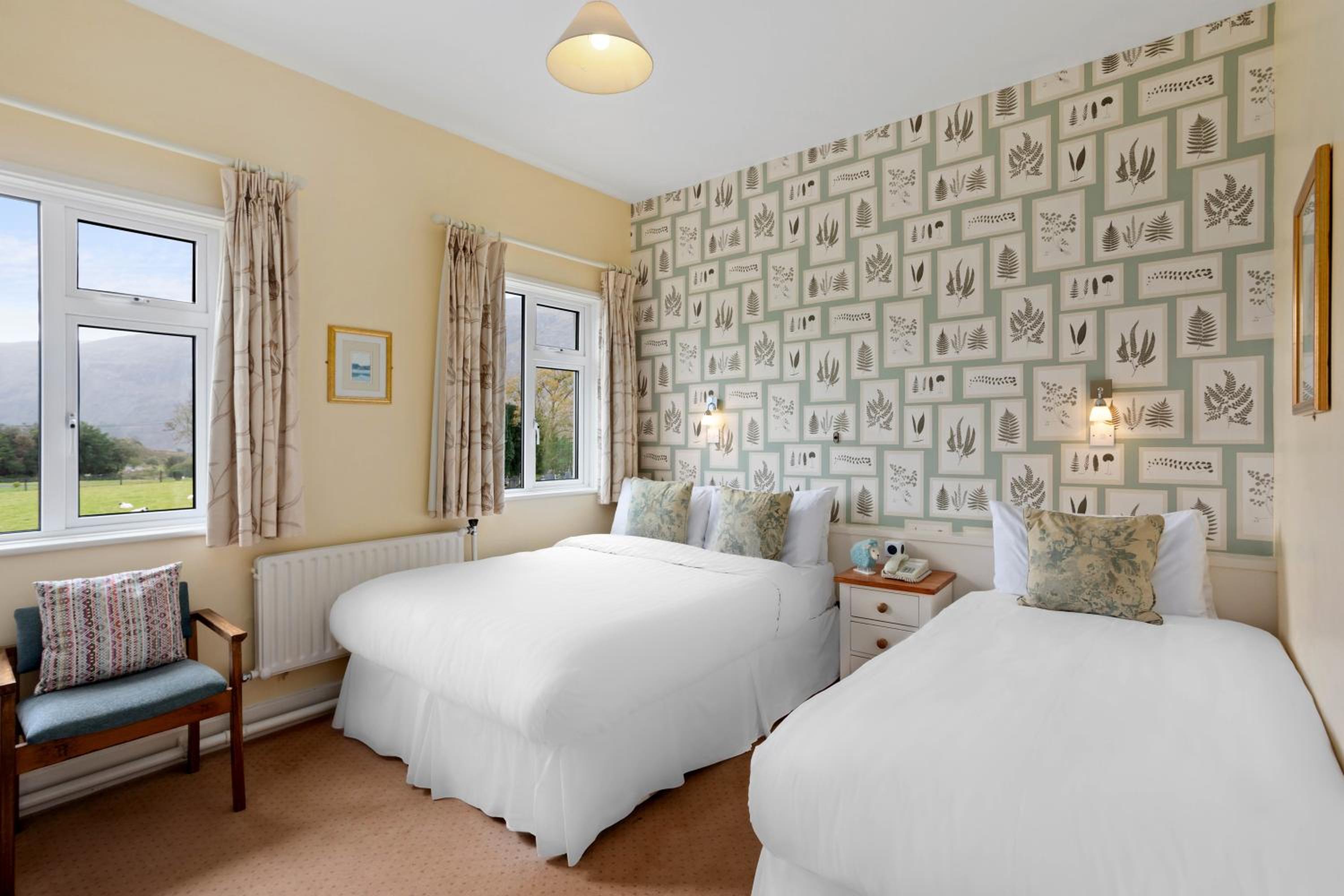 Twin Room - Photo 1
