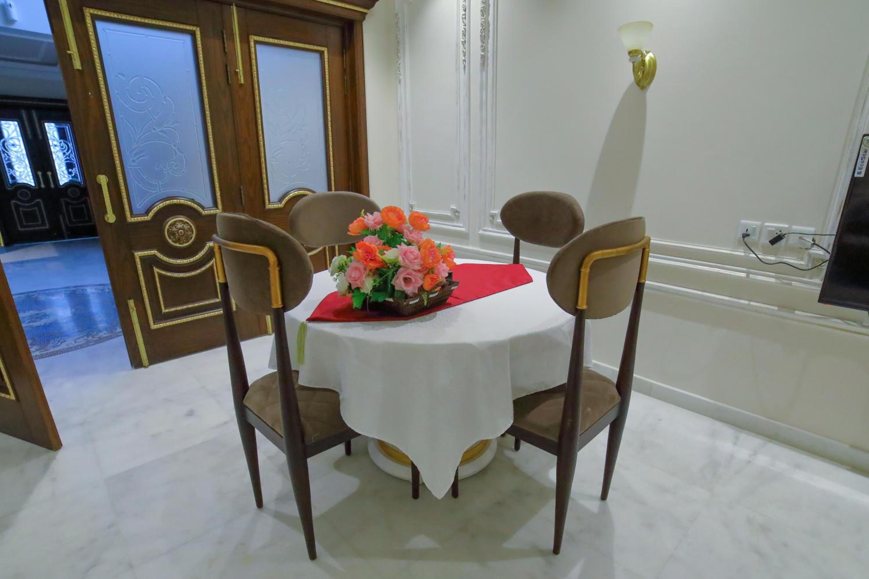 Executive Suite photo 2