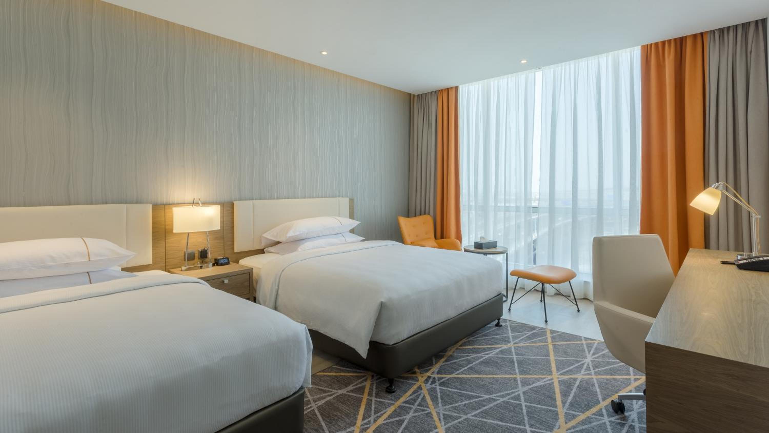 Standard Queen Room with Two Queen Beds - Photo 9