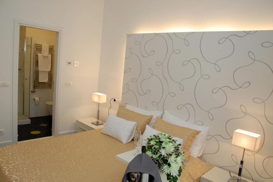 Single Room with Balcony photo 1