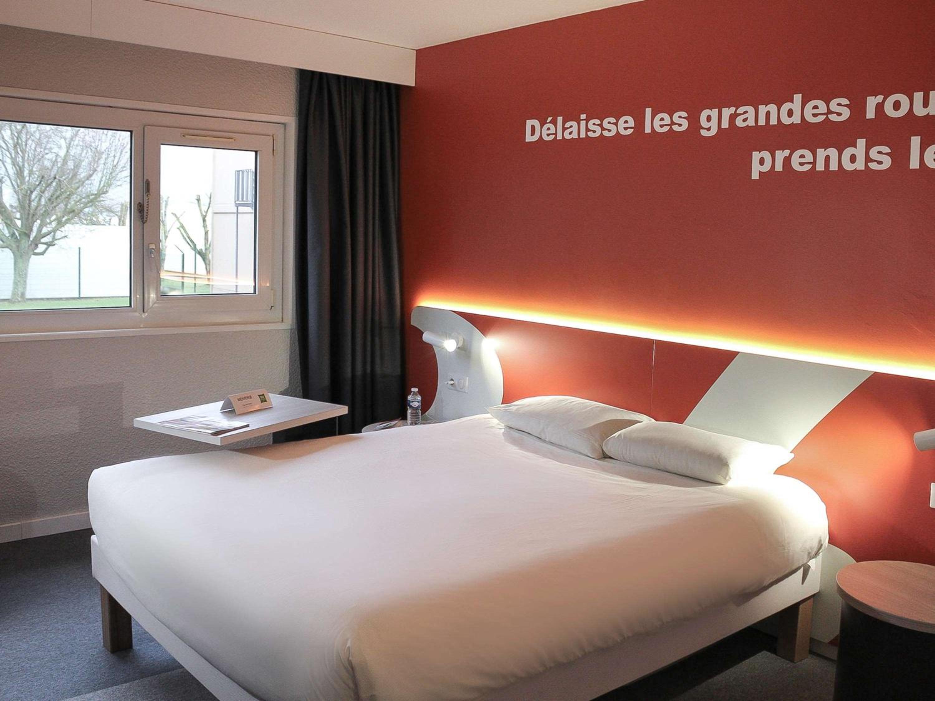 Standard Double Room - Photo 7