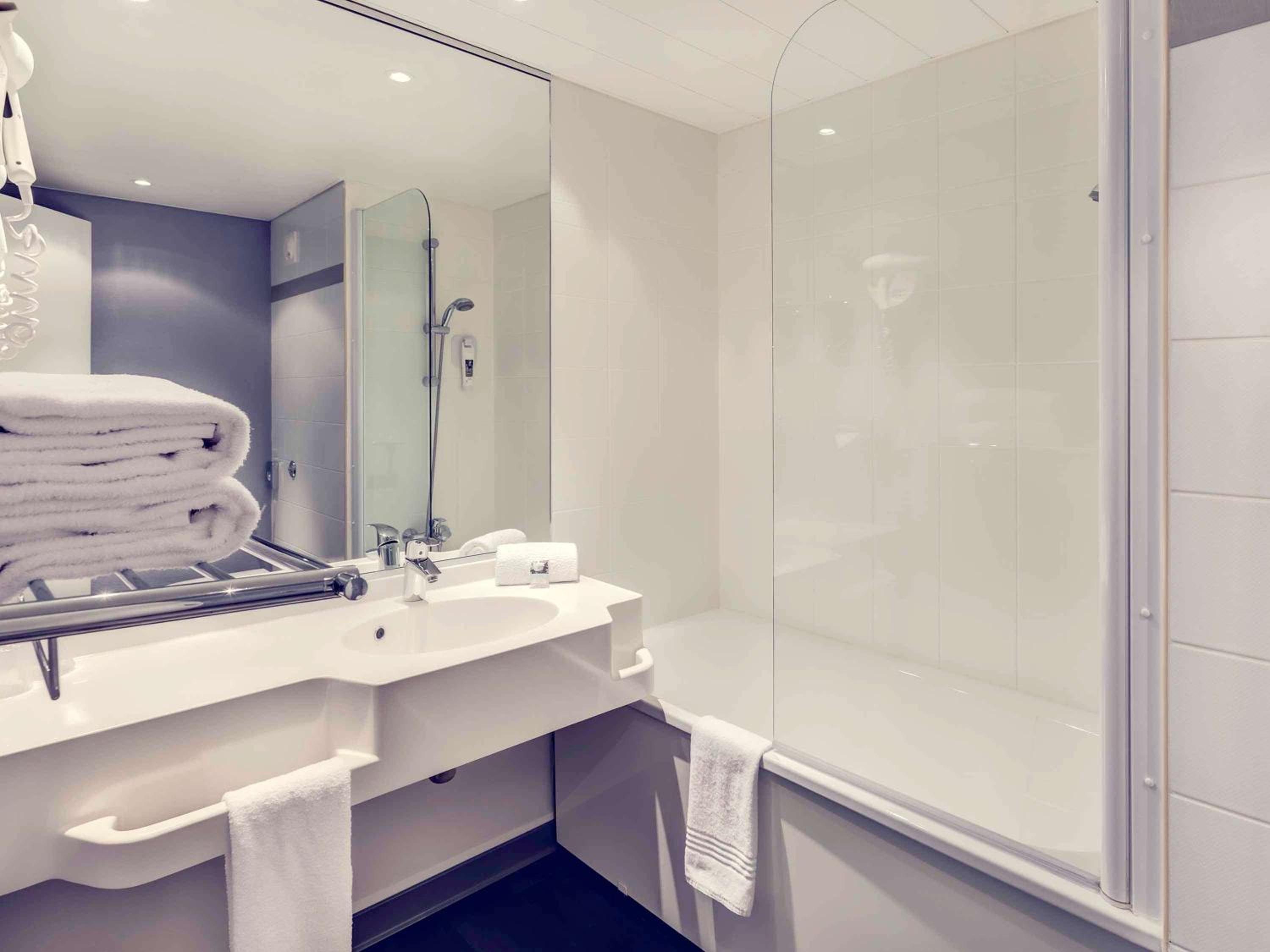 Standard Double Room - Photo 6
