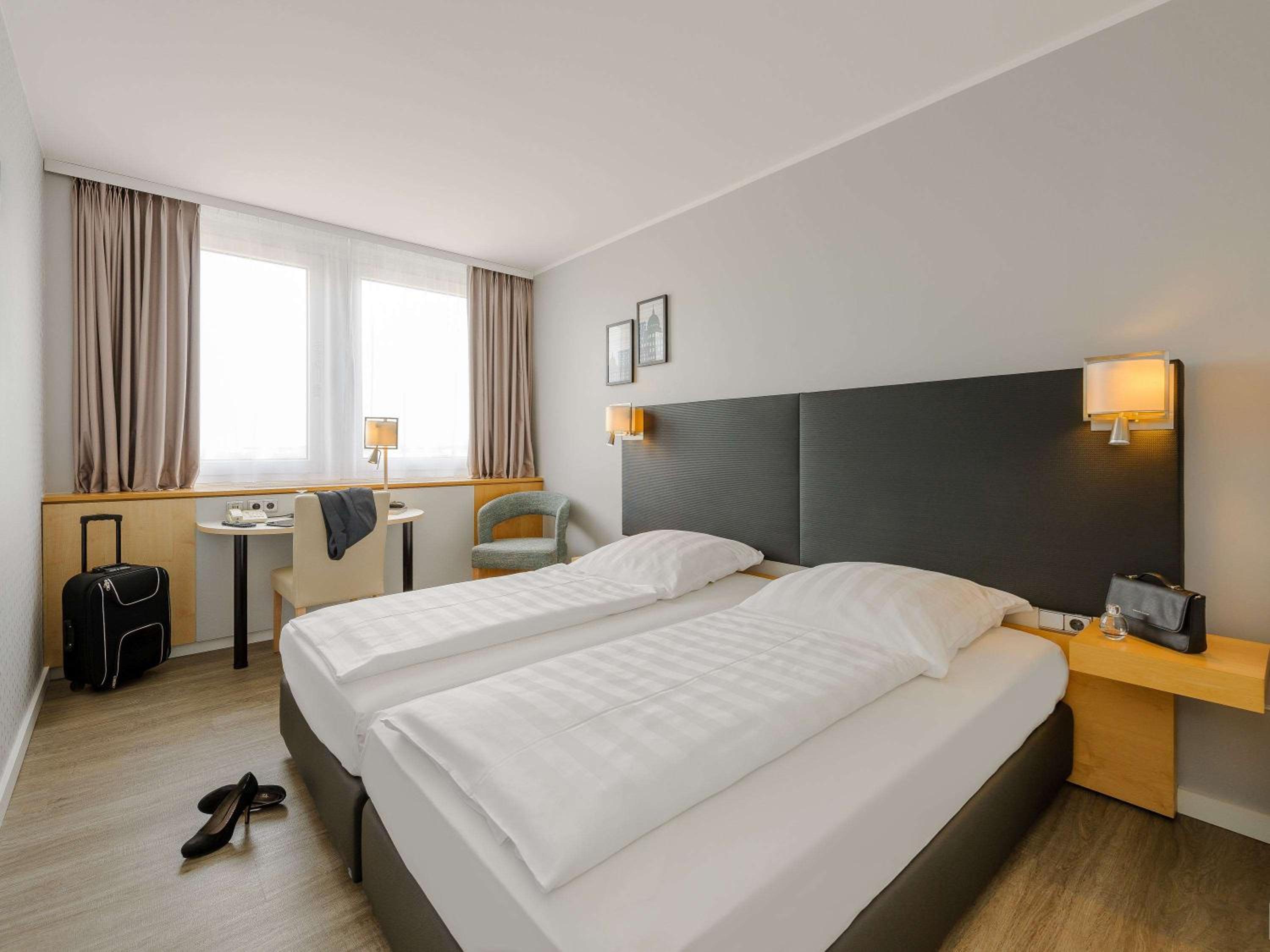 Standard Double Room - Photo 1