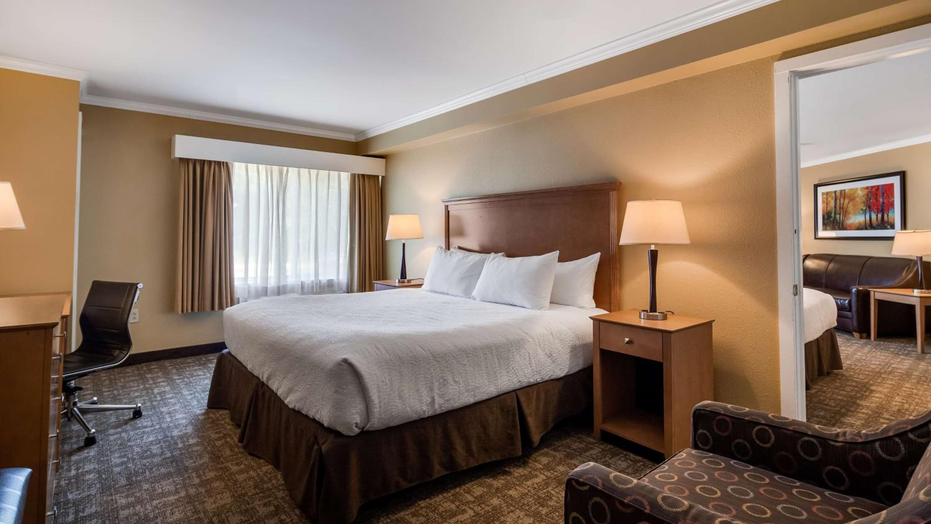 Two-Room Suite - Non-Smoking