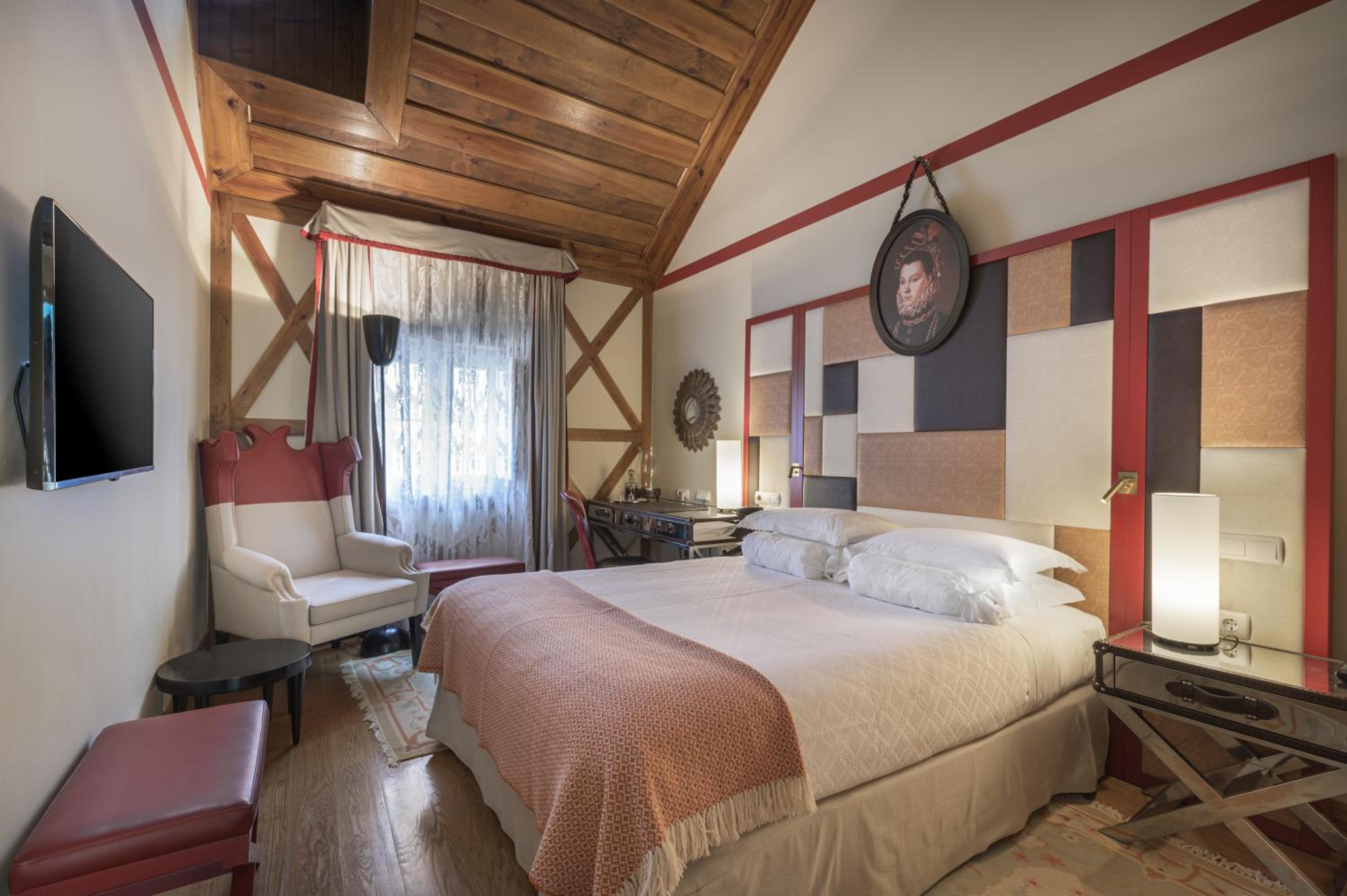 Mansarde Room - Photo 5