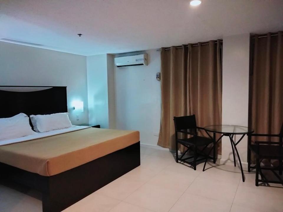 Deluxe Suite photo 2