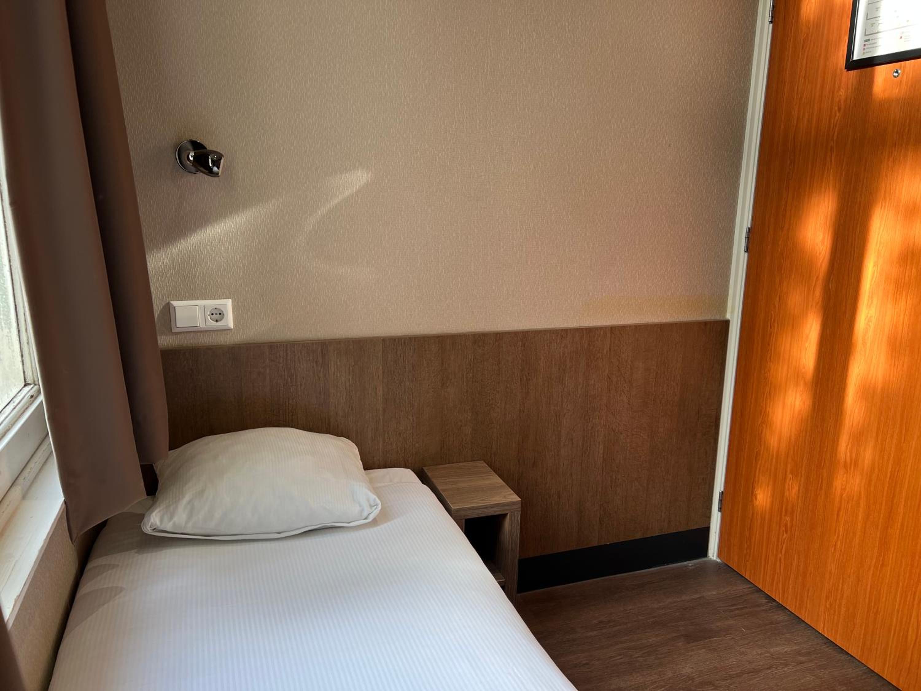 Small Single Room