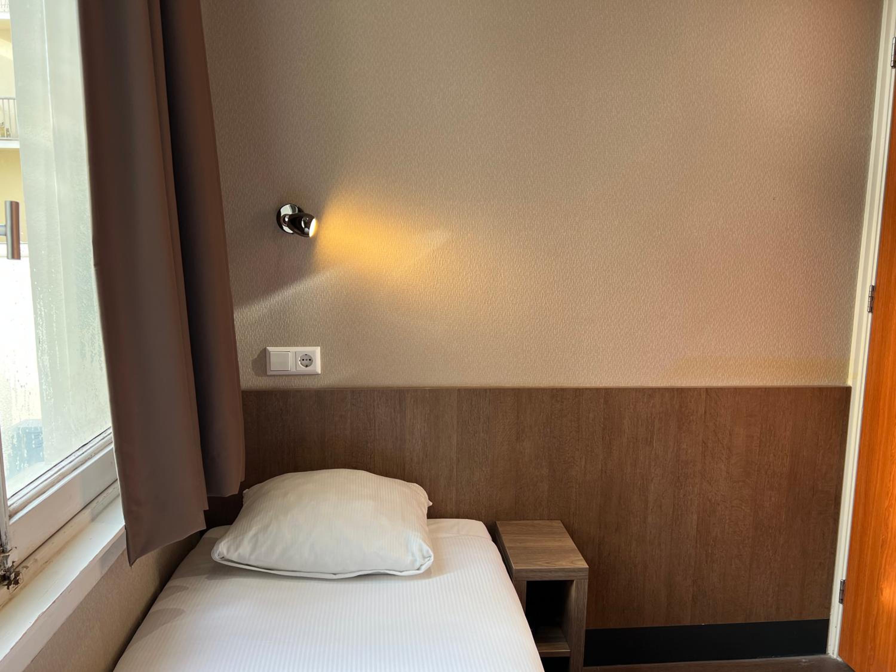 Small Single Room