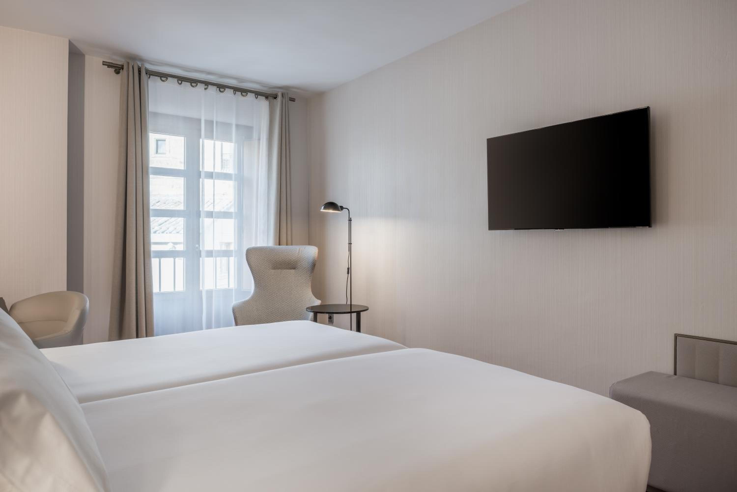 Superior Twin Room - Photo 6