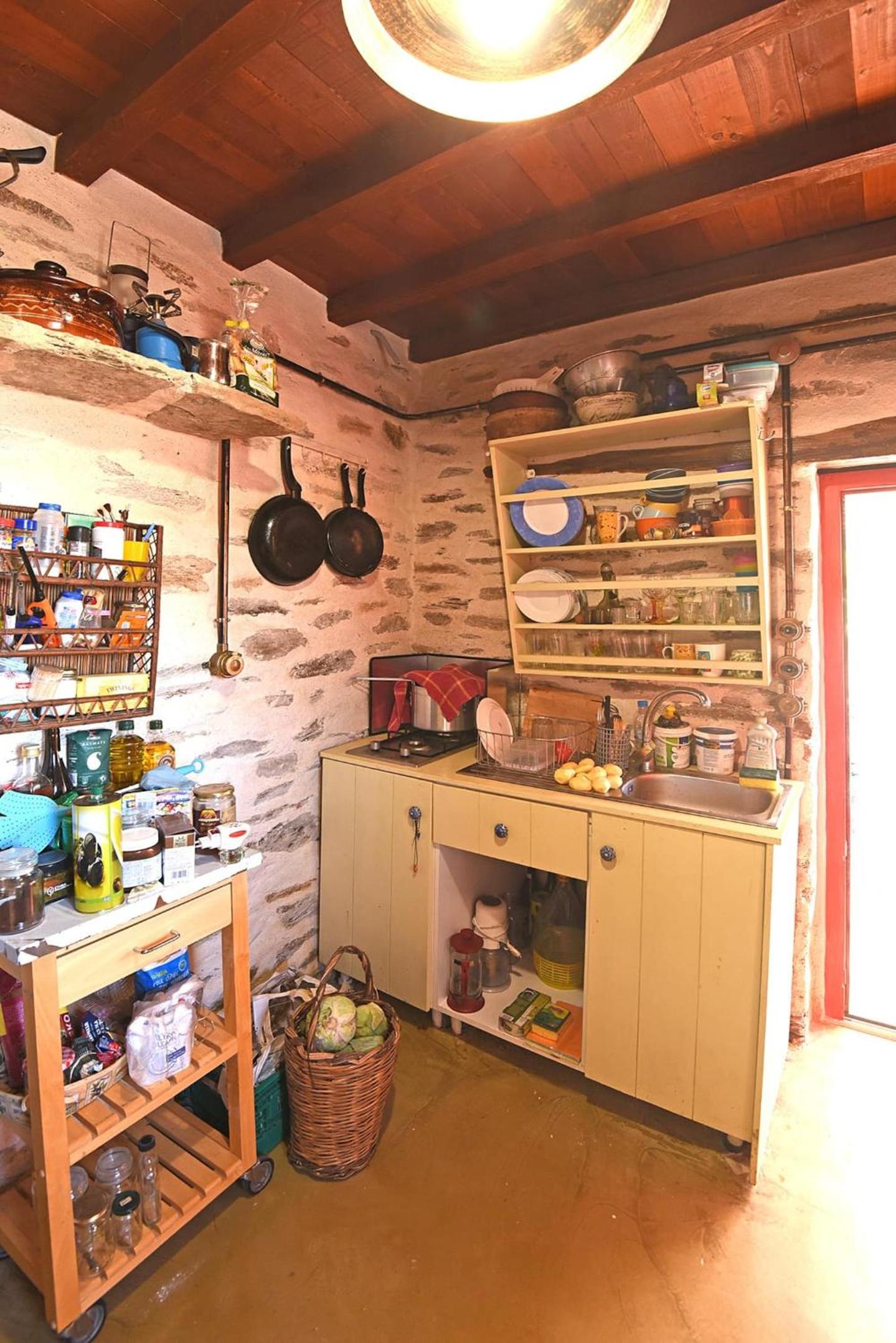 One-Bedroom House photo 3