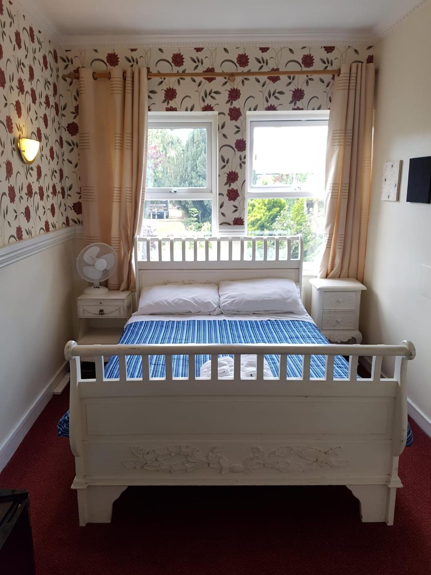 Standard Double Room - Photo 1
