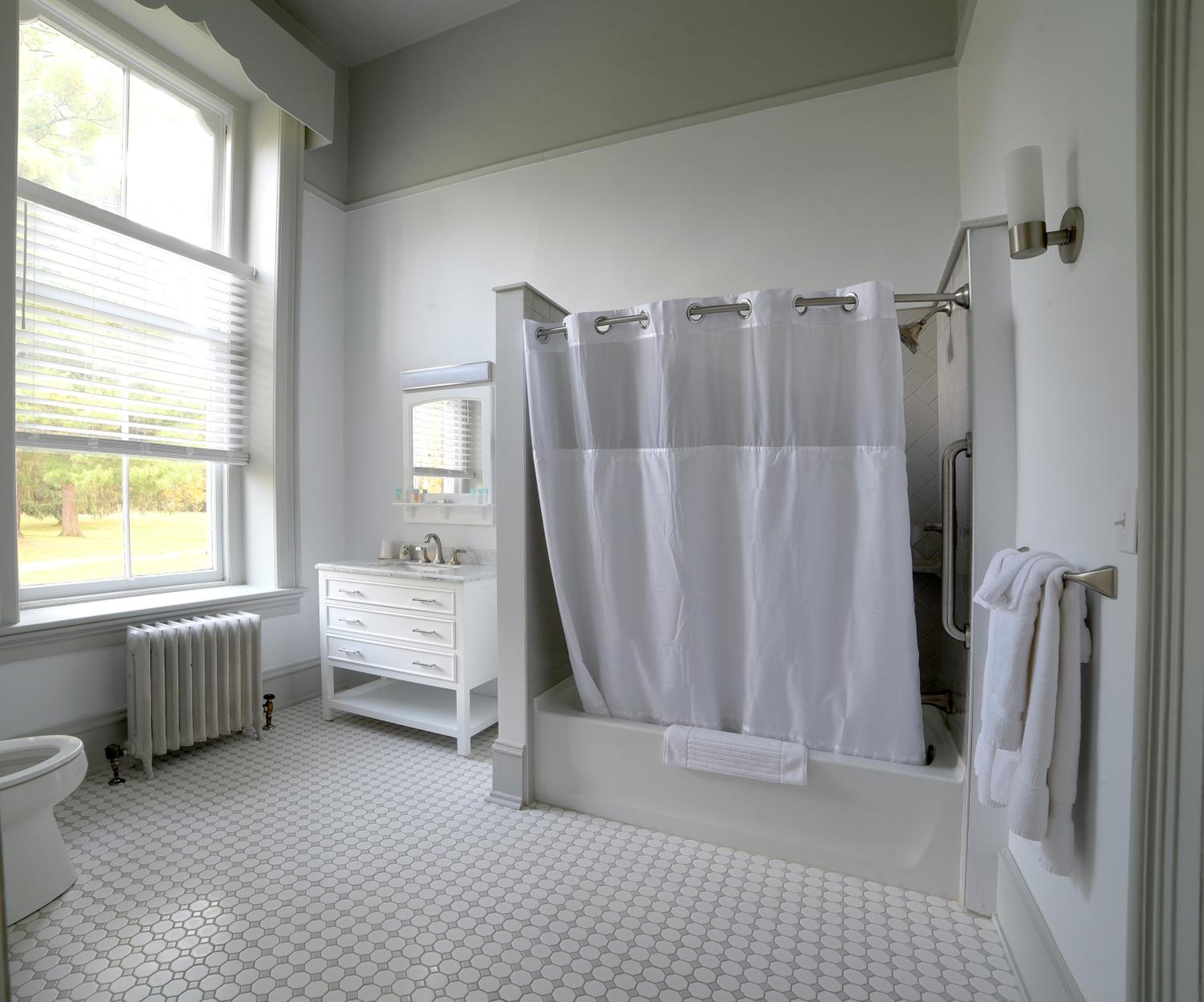 Superior King Room photo 3