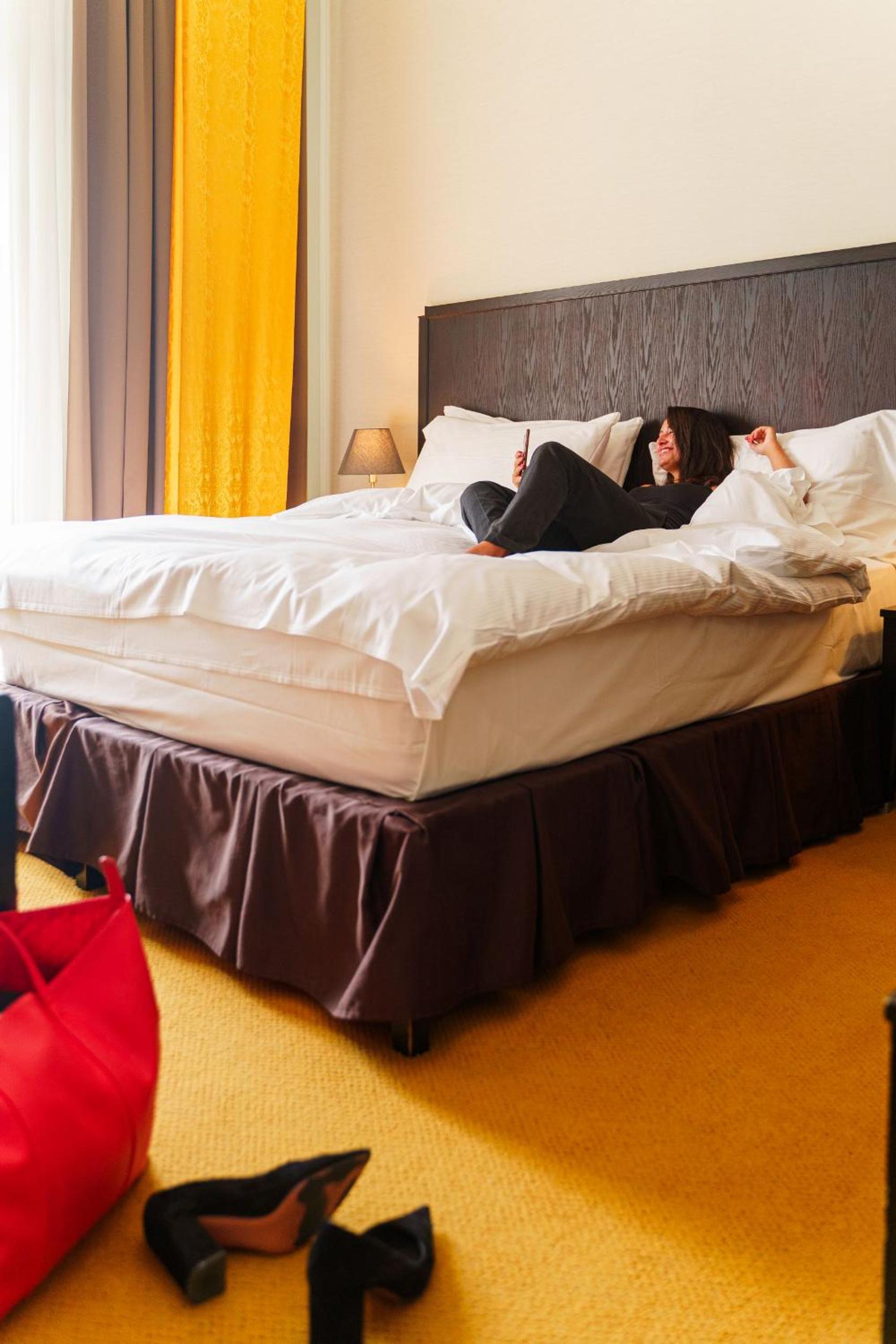 Double Deluxe Room - Photo 7