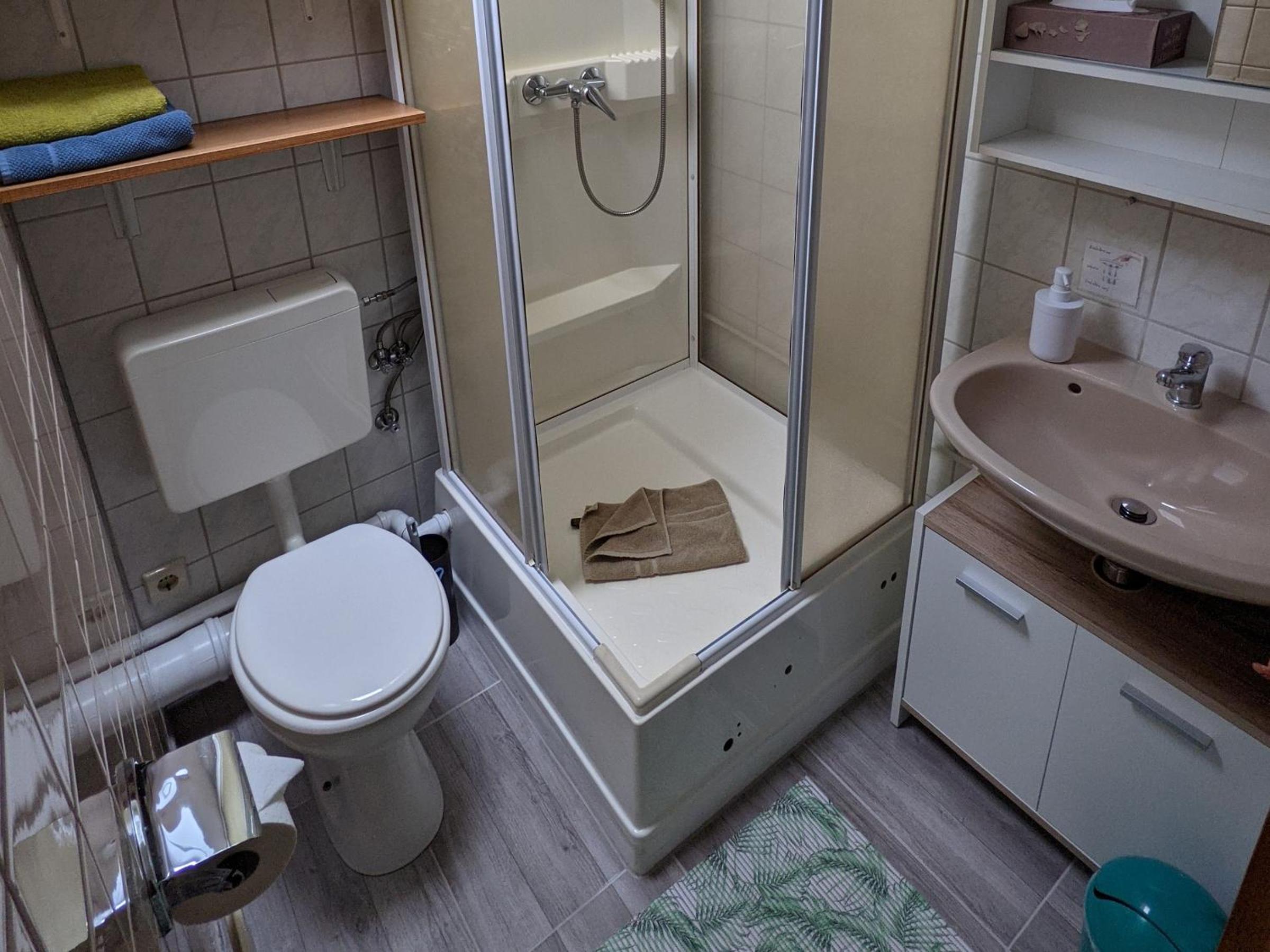 Single Room photo 2