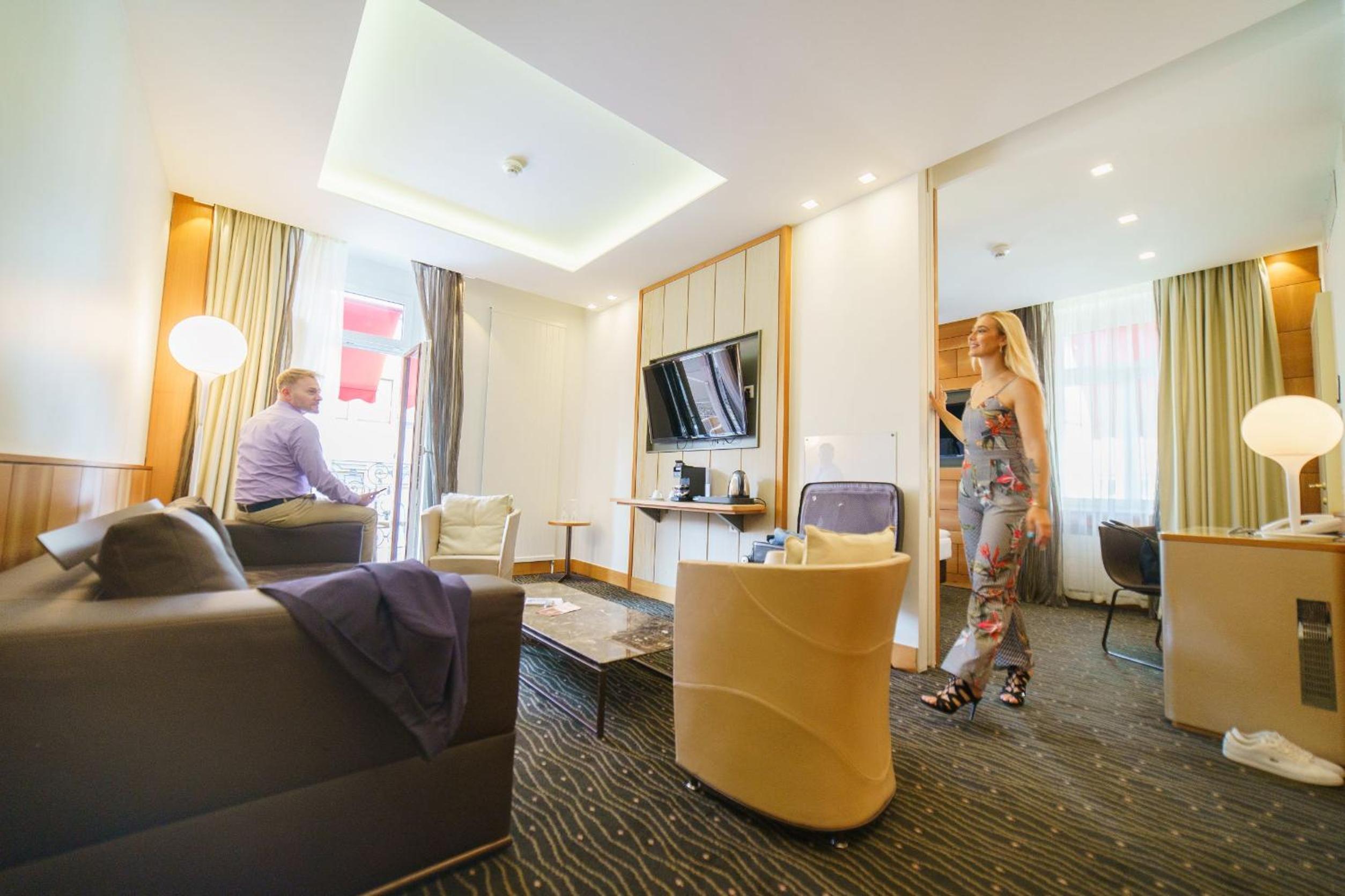 Junior Suite with Balcony