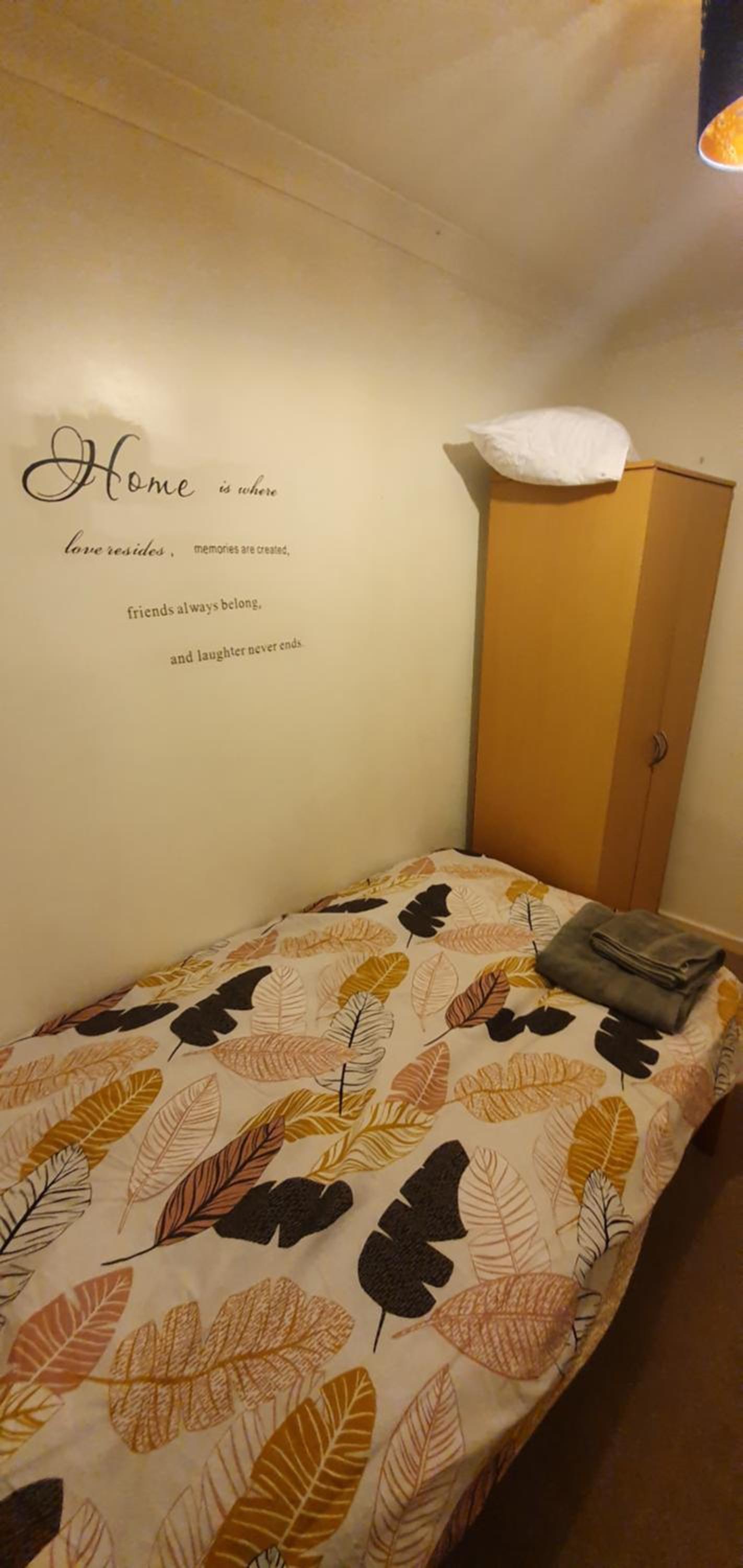 Single Room photo 3