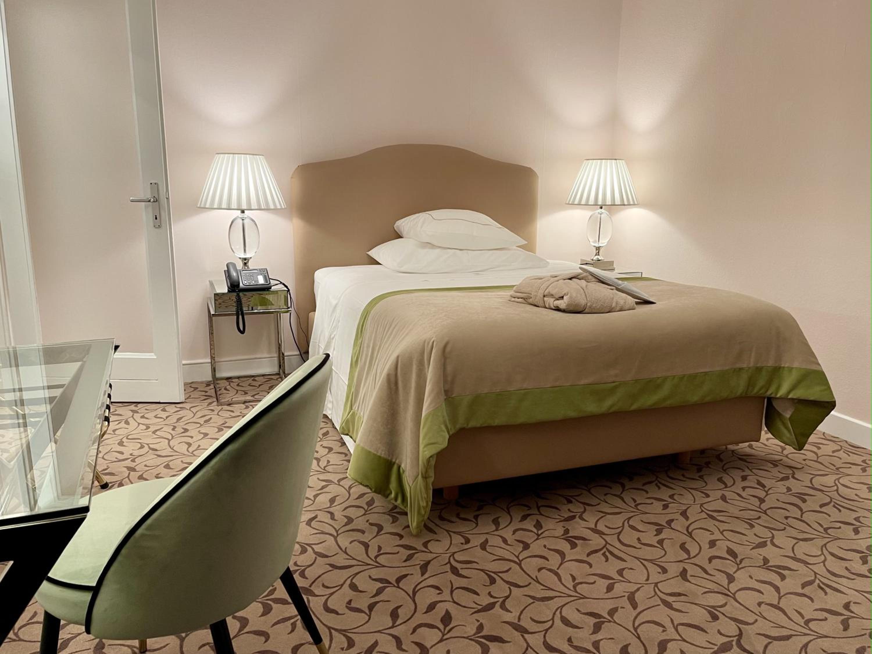 Standard Single Room