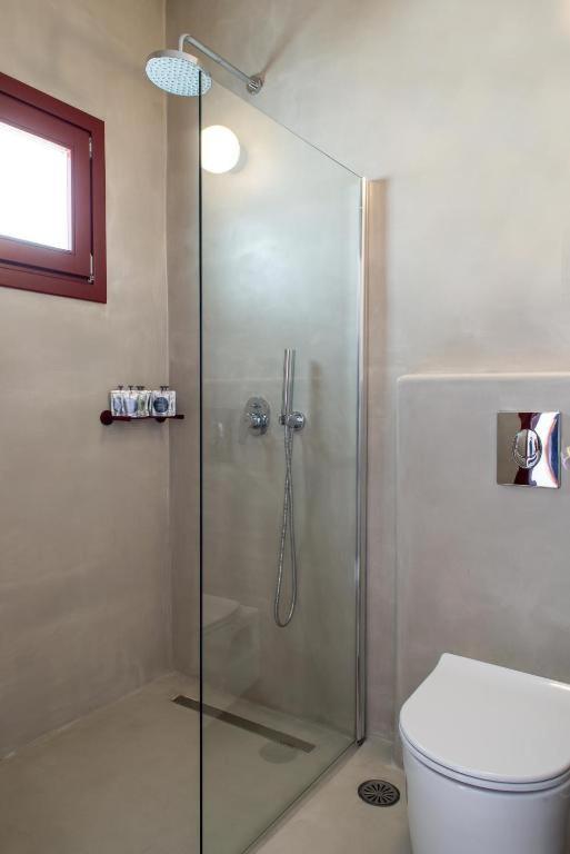 Standard Double Room with Sea View - Photo 7