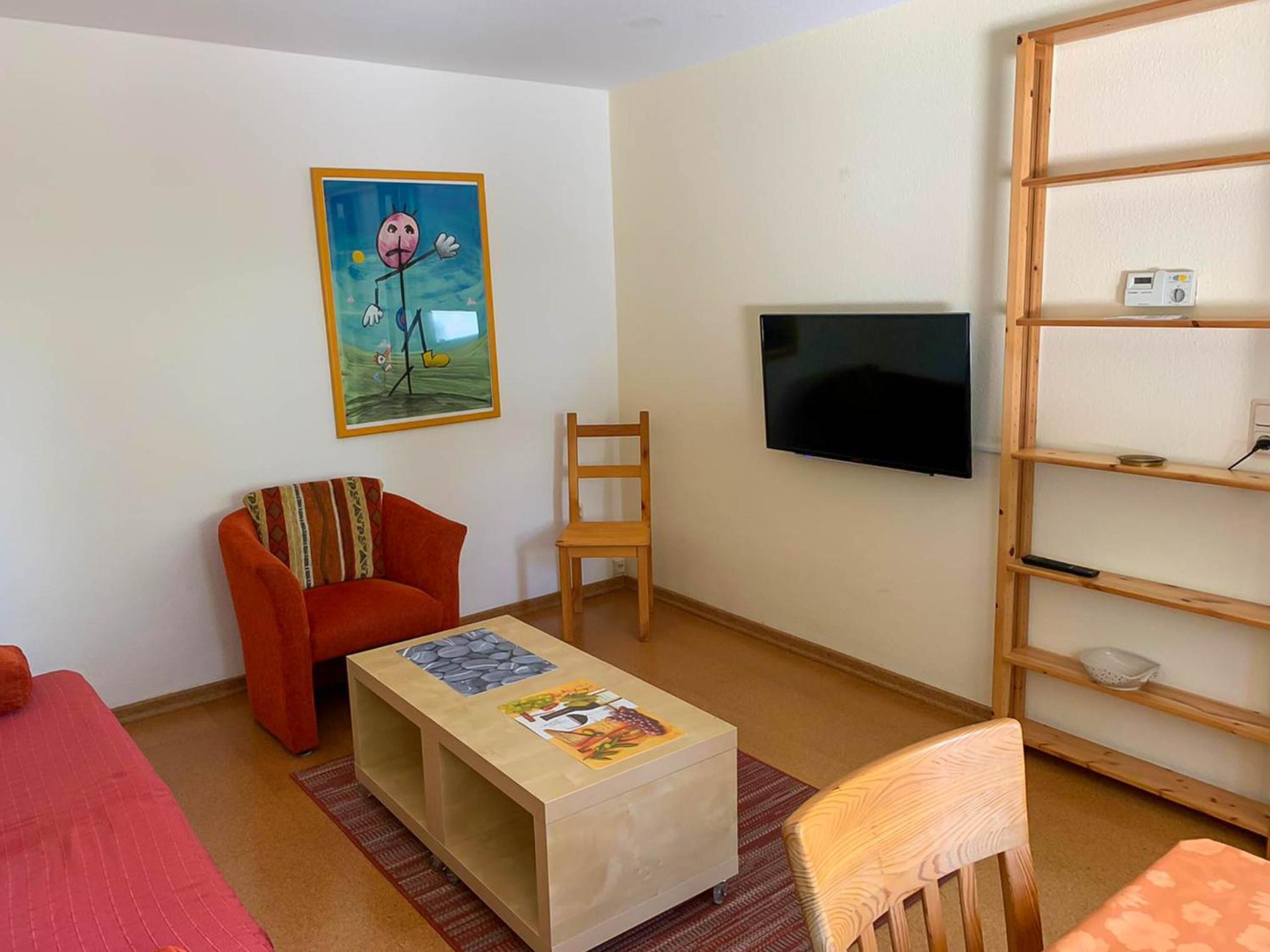 One-Bedroom House photo 1