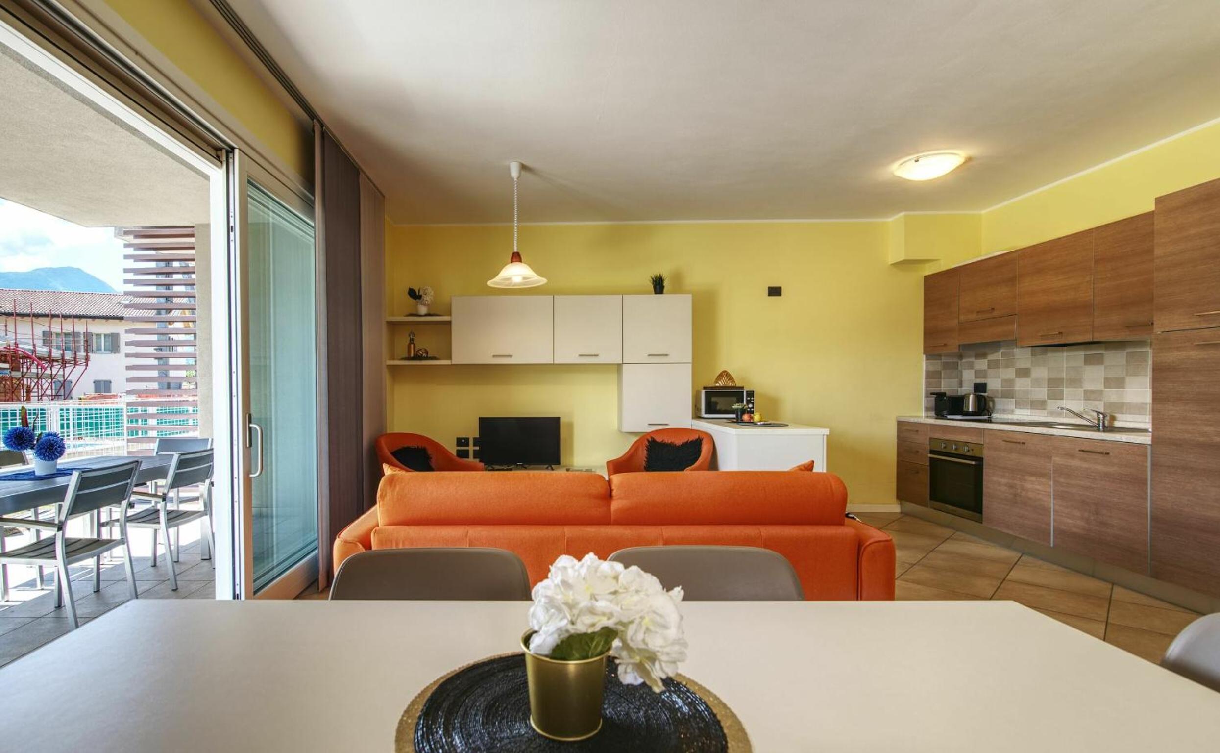 Apartment photo 1
