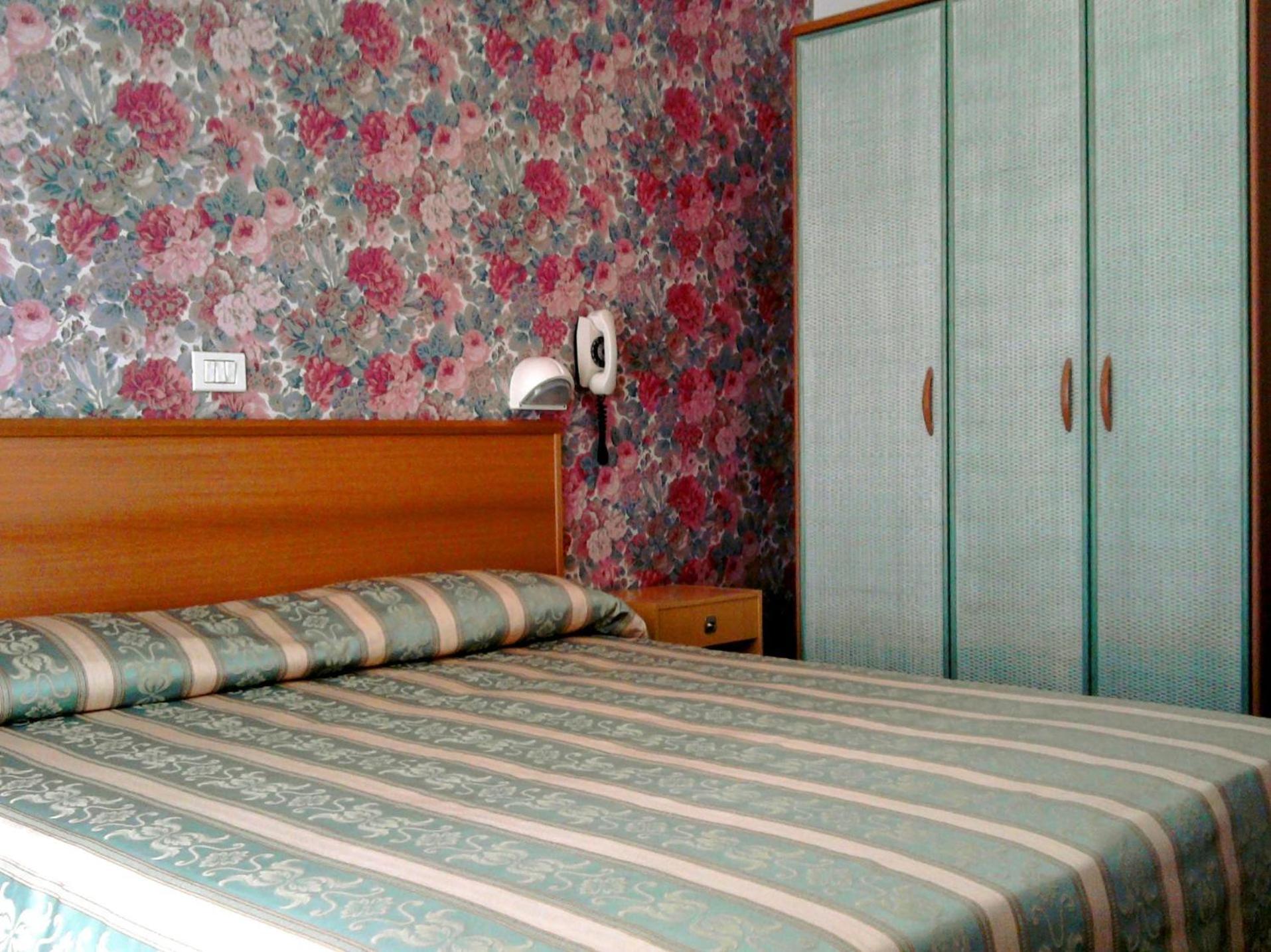 Double or Twin Room photo 1