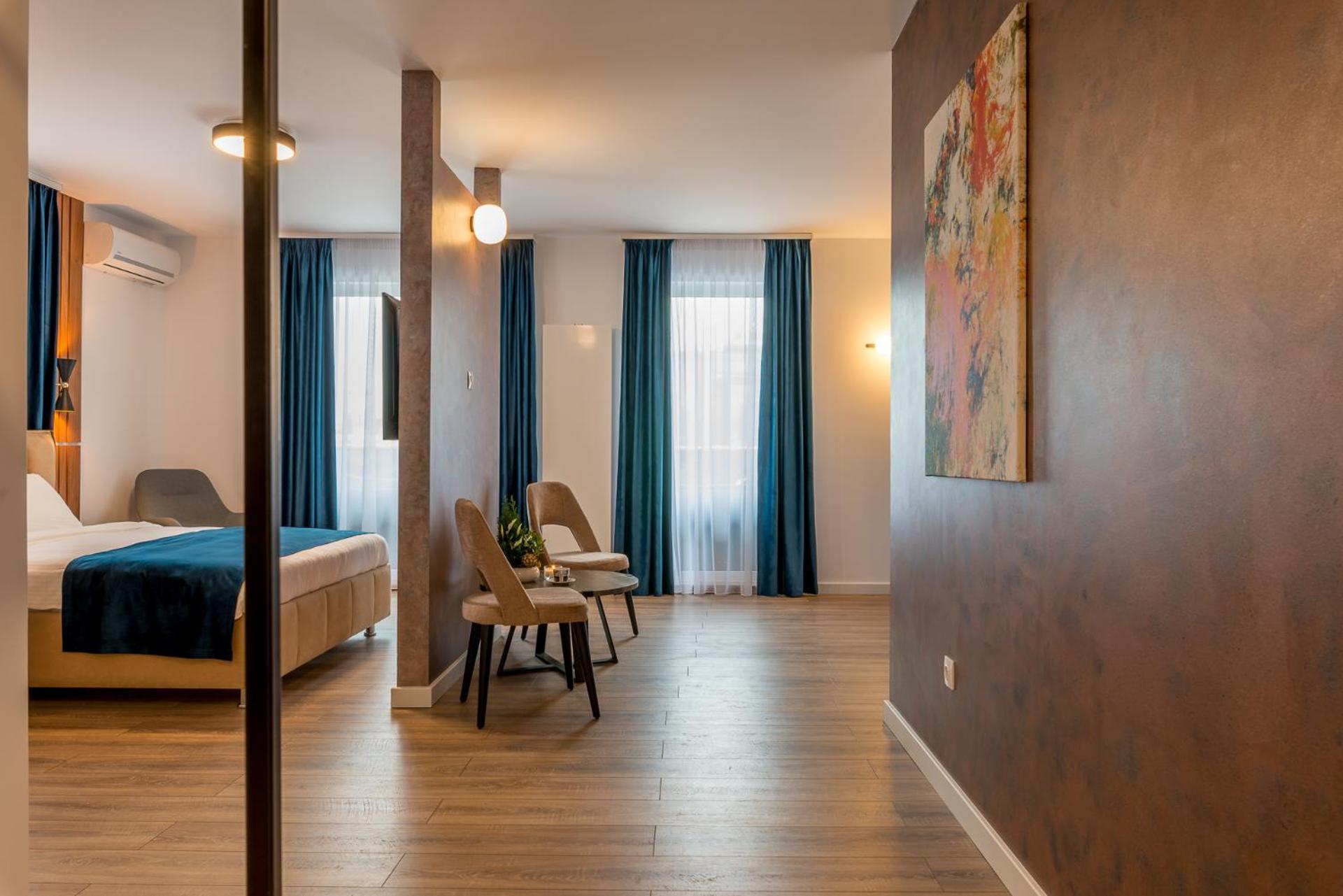 Suite with Terrace - Photo 16