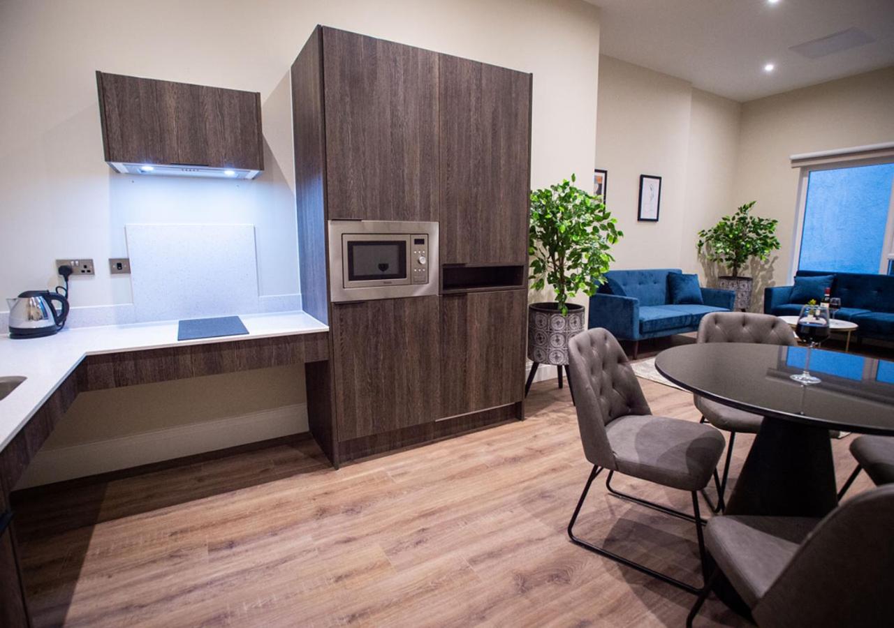 Two-Bedroom Apartment - Photo 9