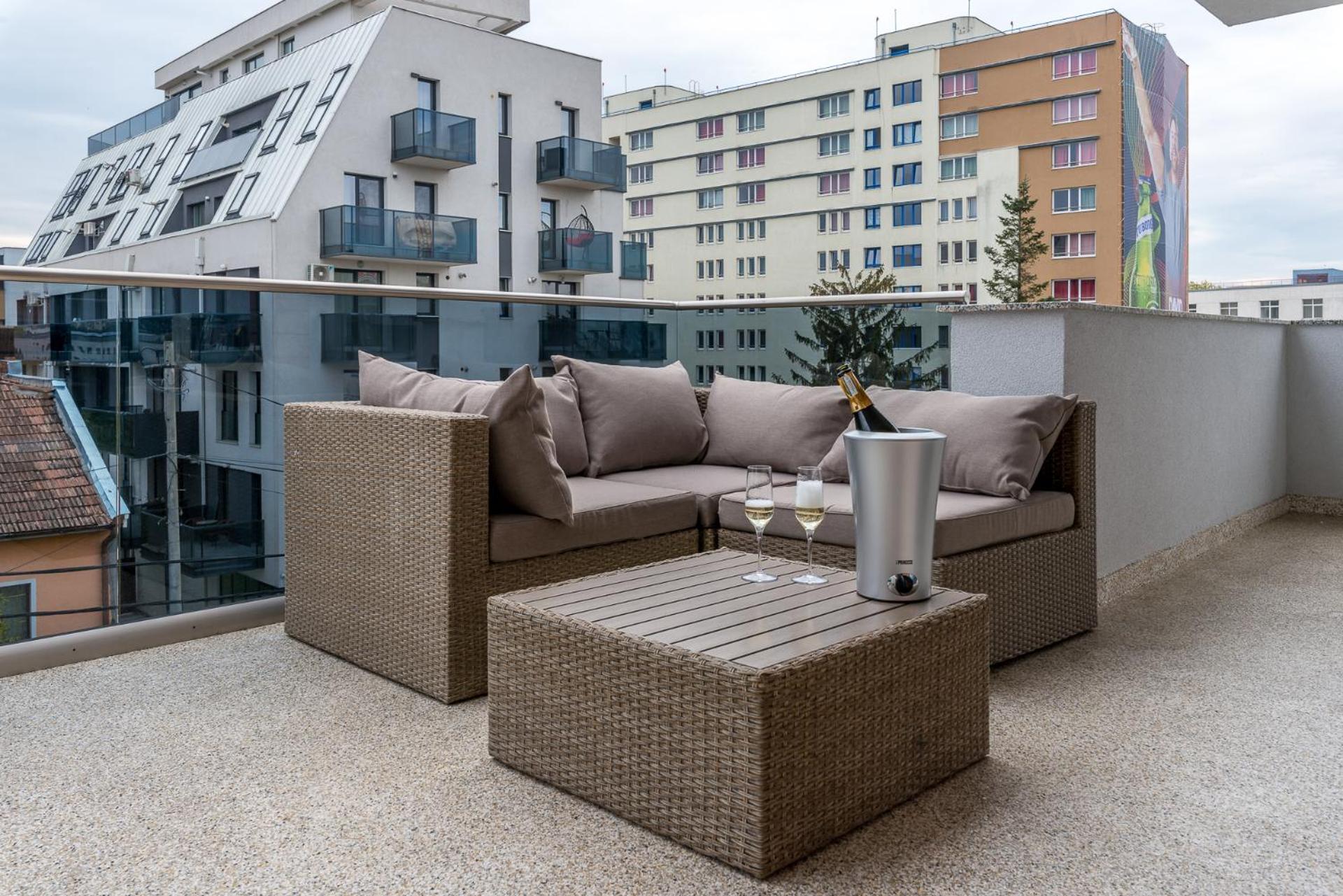 Suite with Terrace - Photo 4