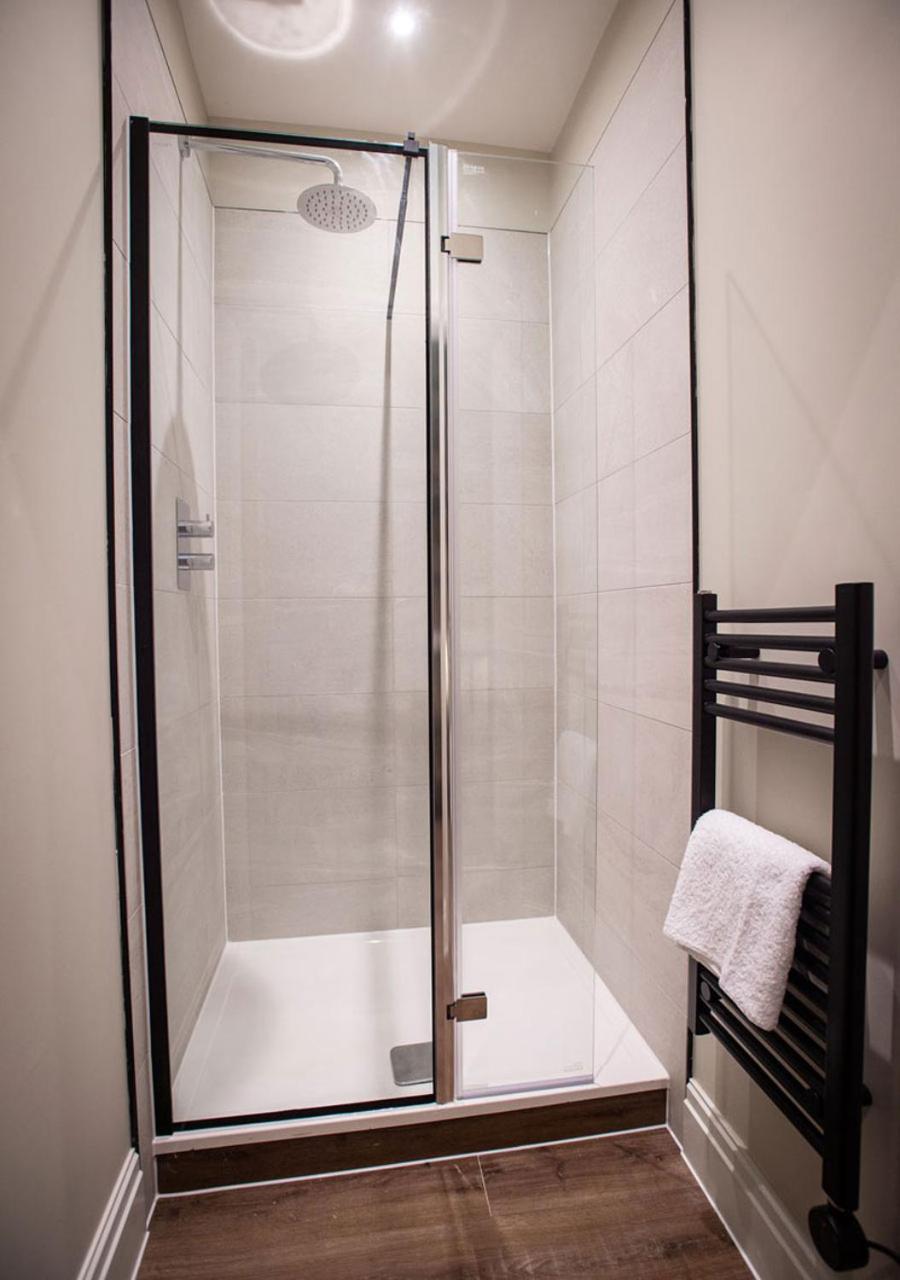 One-Bedroom Apartment - Photo 5