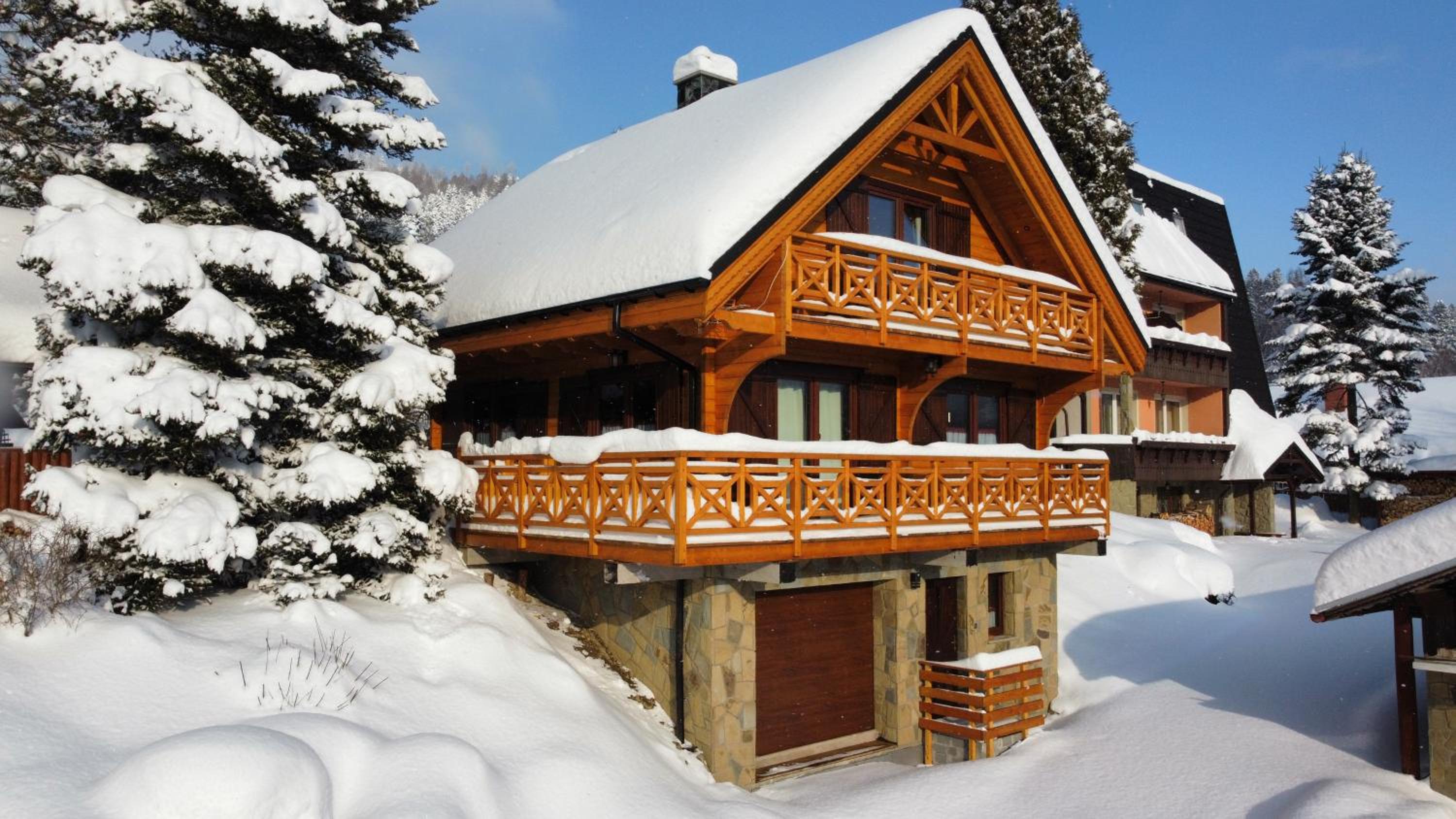 Two-Bedroom Chalet photo 2